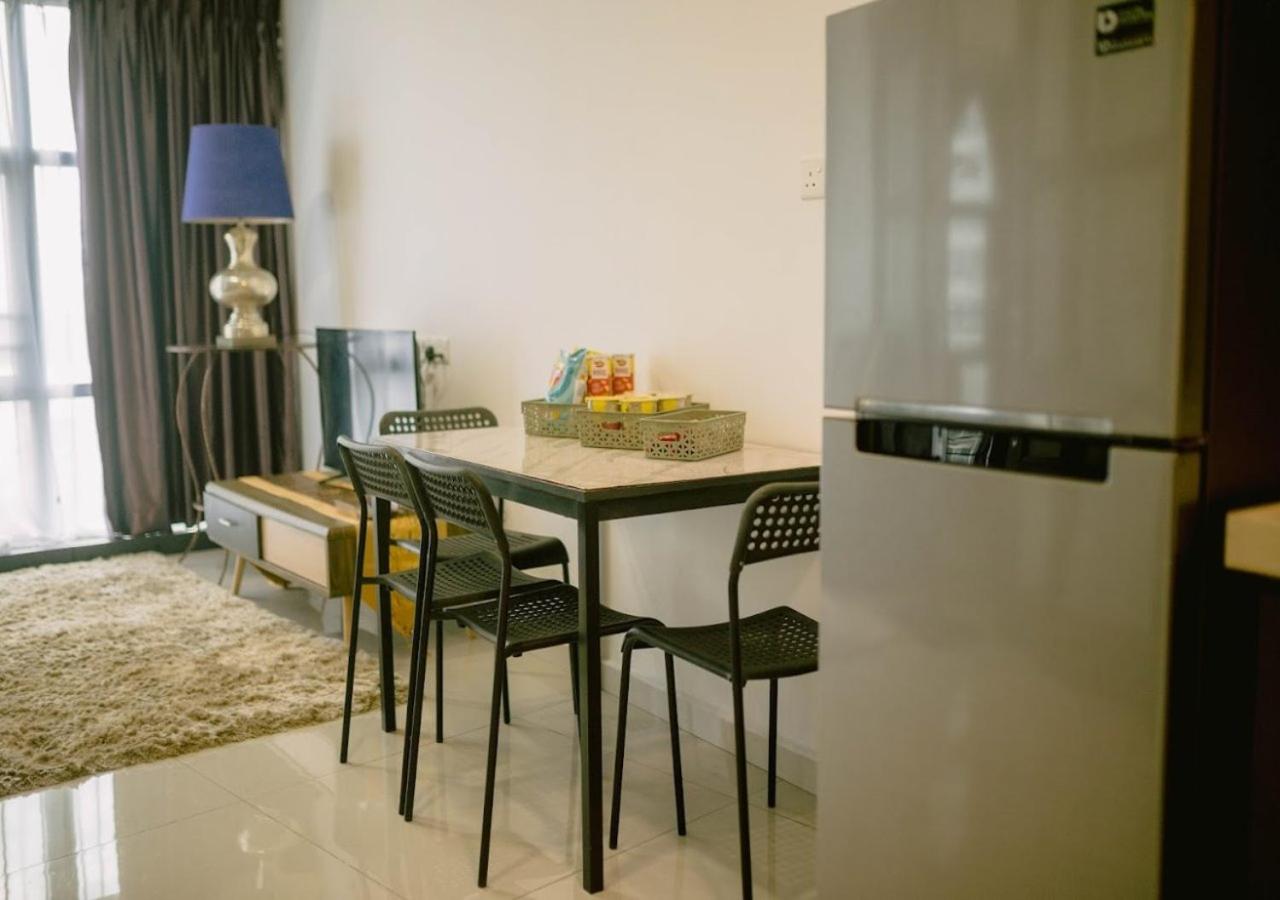 Country Garden Danga Bay Studio Unit by KS