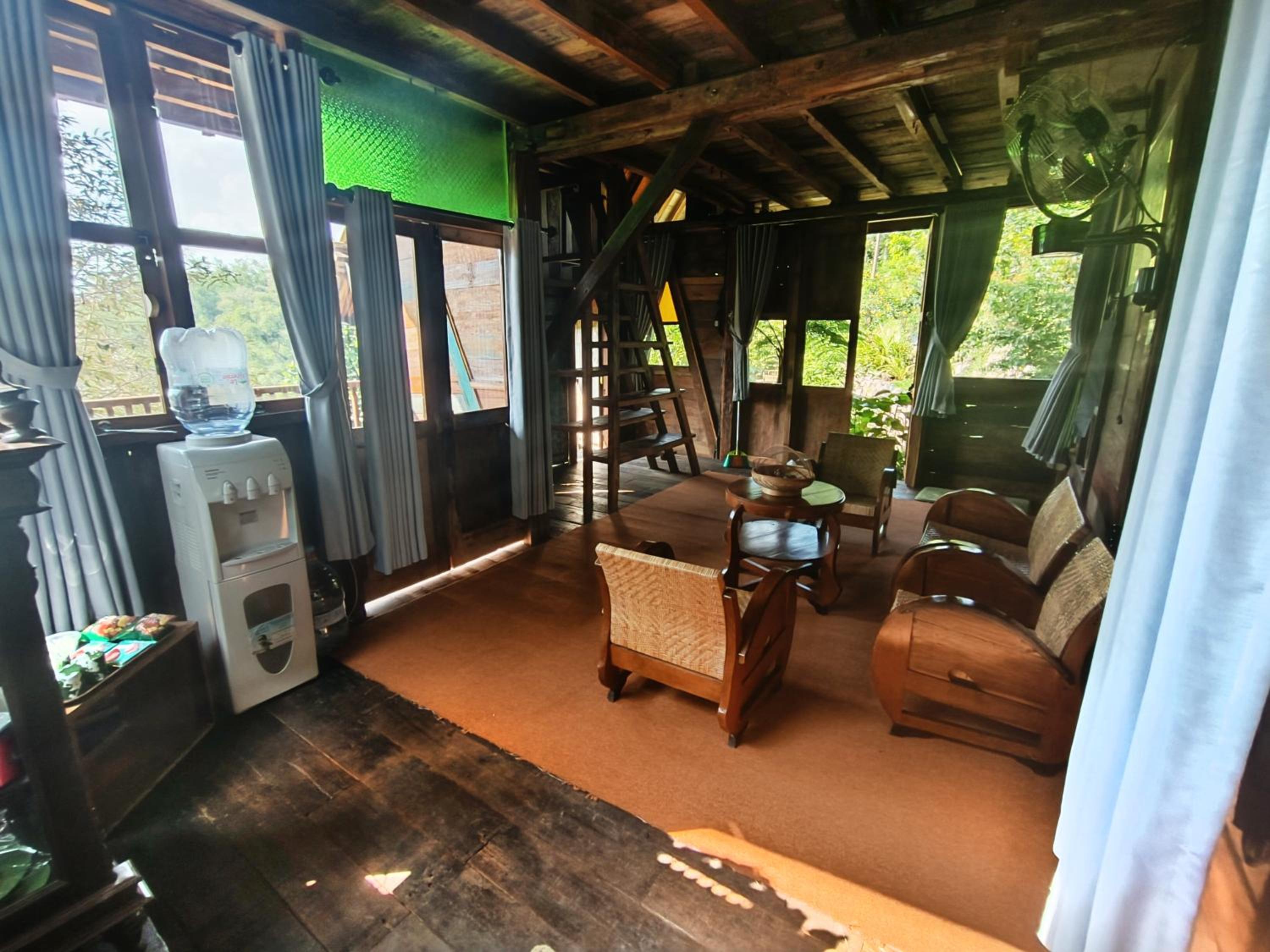 Kebun Hanoman Private Villa view 4