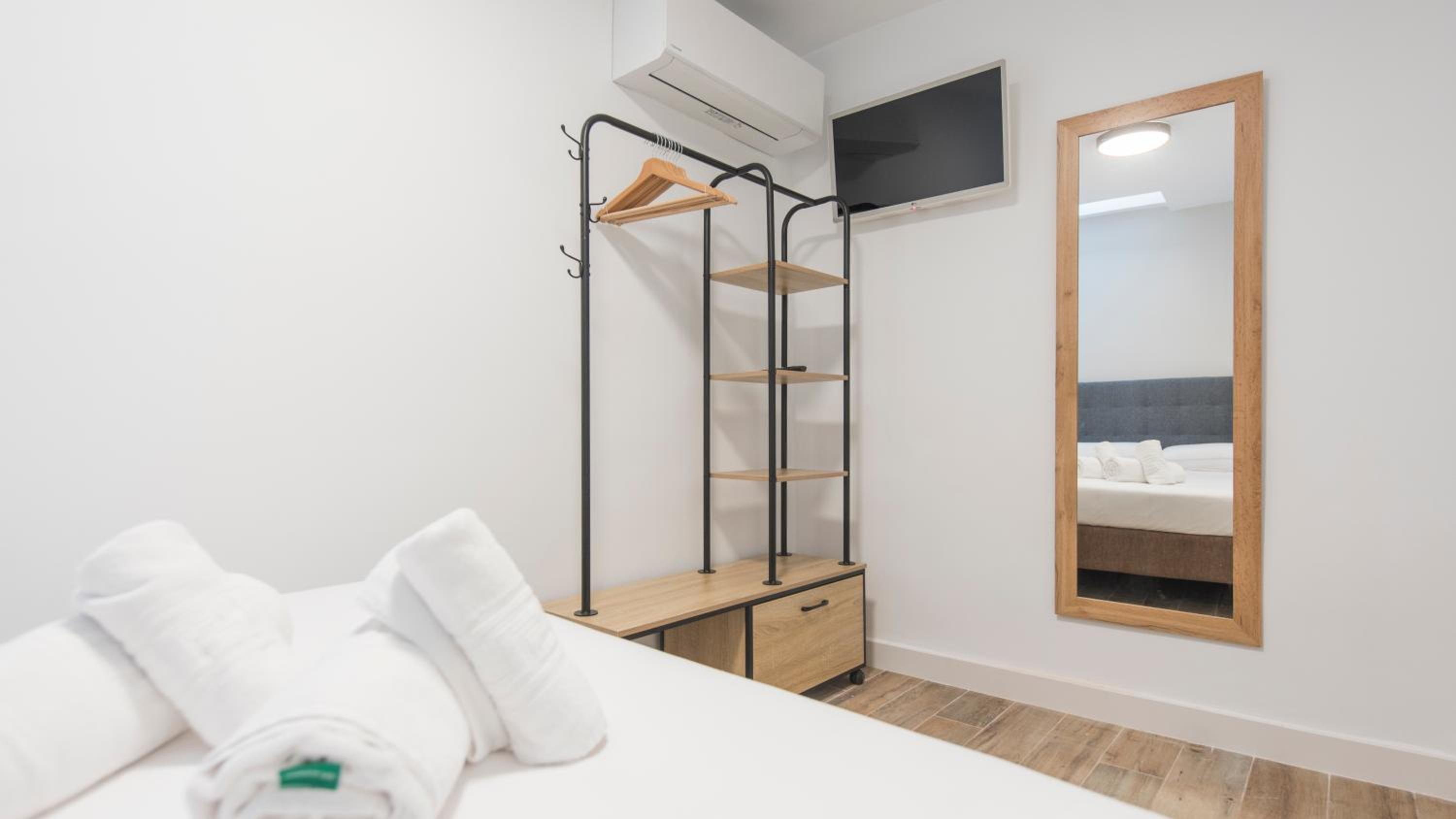Granadal - Apartamentos Aloha Toledo