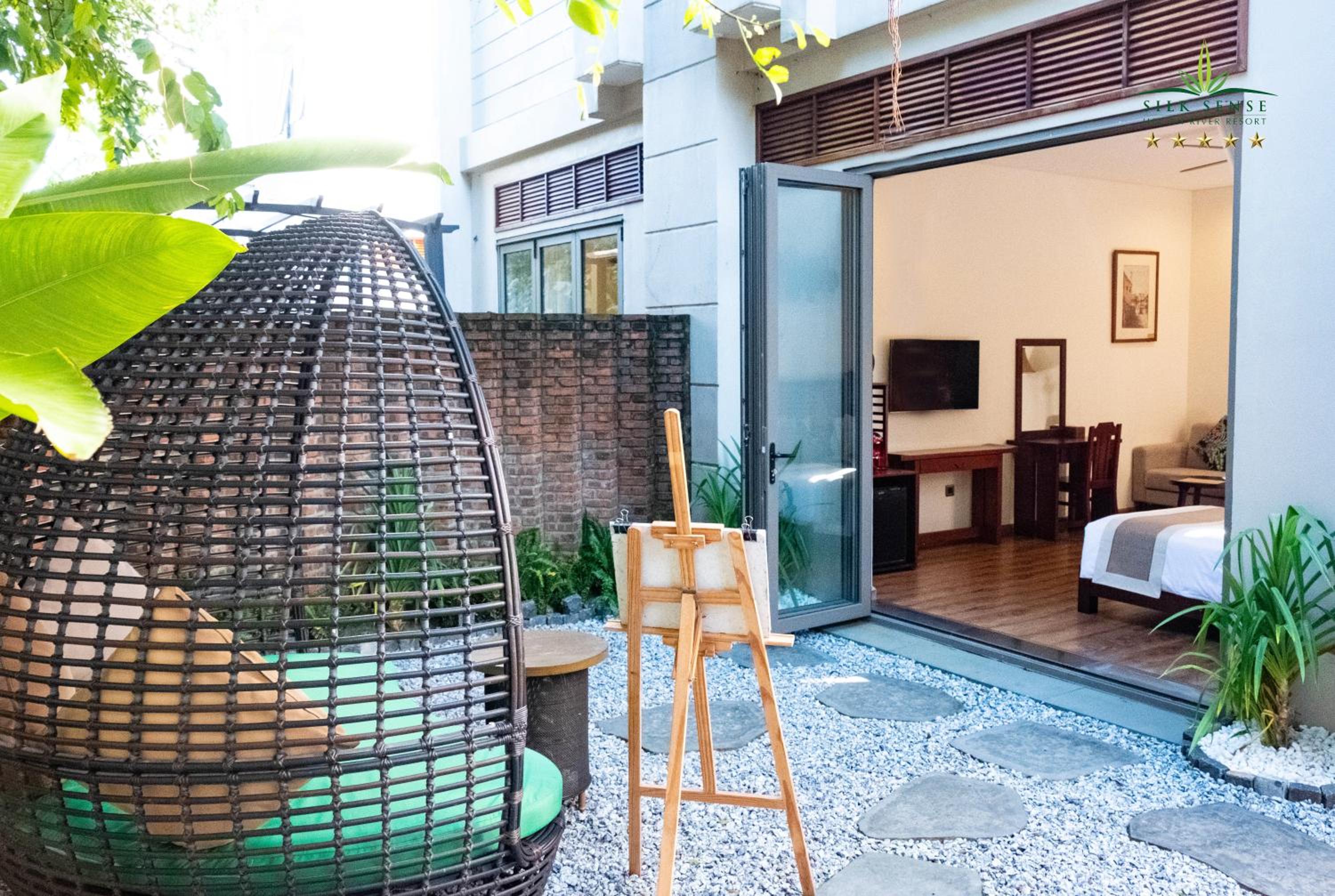 Silk Sense Hoi An River Resort - Green Luxury Escape