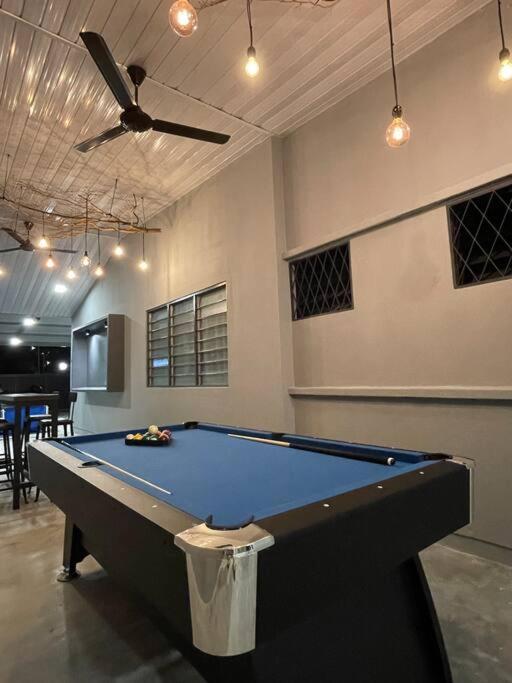 *NEW* 13Pax below w KTV/PoolTable/KidsPool near Jelutong, Batu Lanchang photo 2