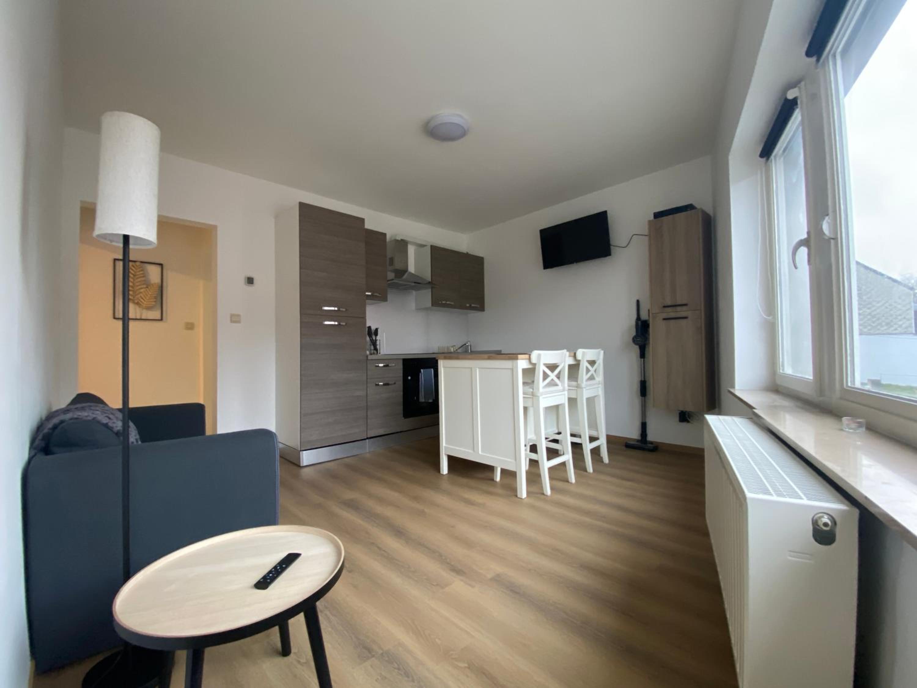 D-012 Bel appart et balcon climatisé parking privé gratuit sur demande