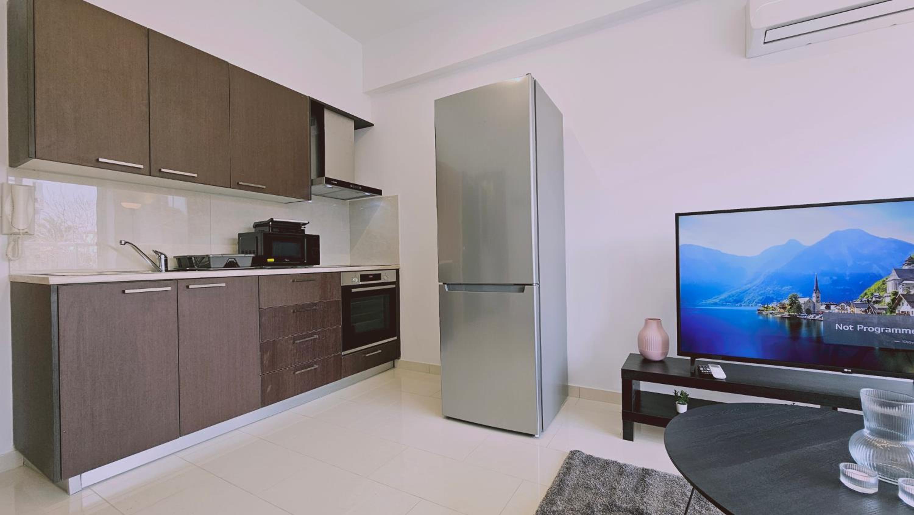 STAY Cosmo City Suites