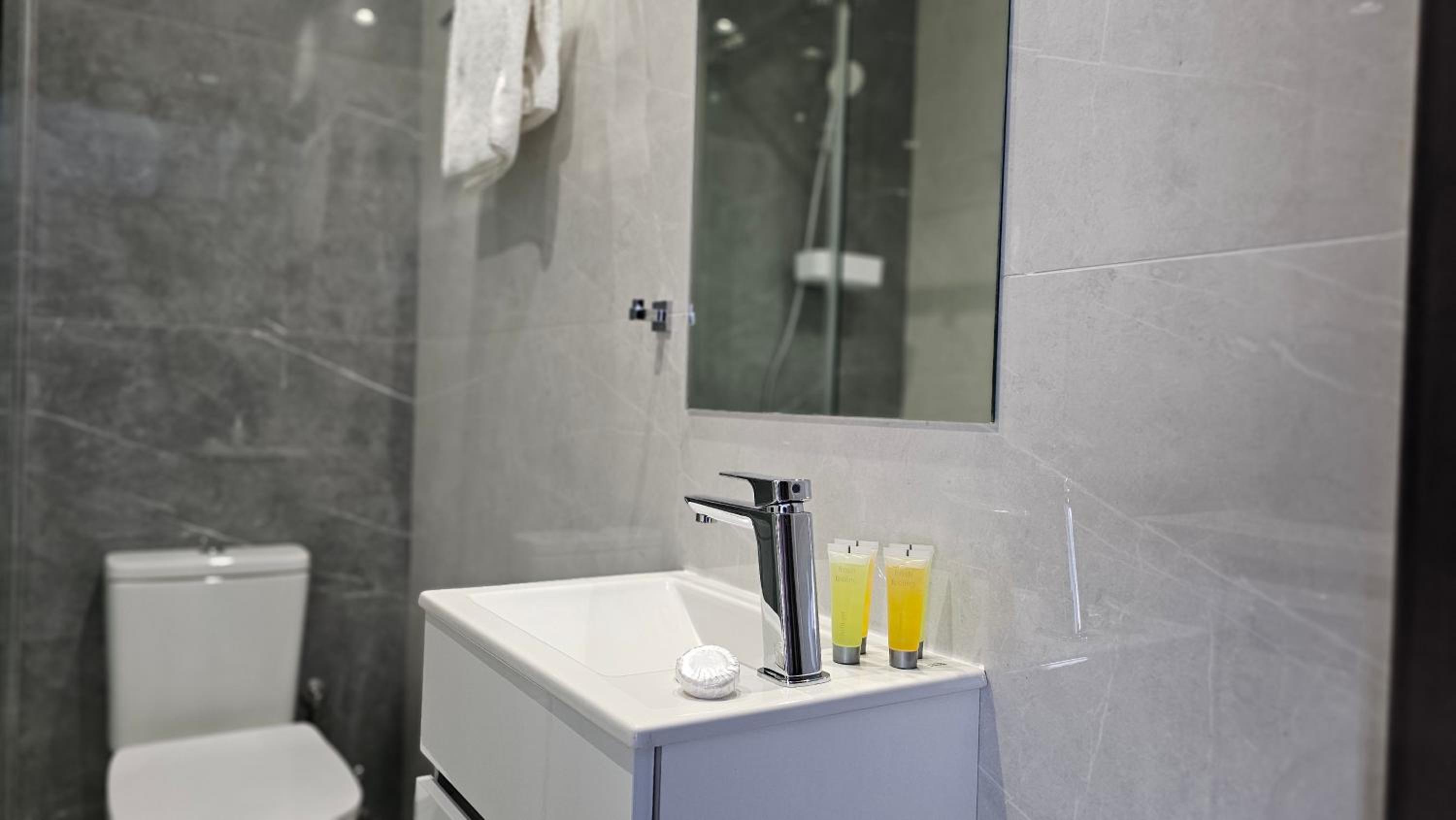 STAY Cosmo City Suites