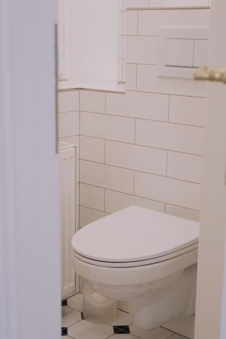 NEW! Mucha 3BDR Flat in HEART of the City Center