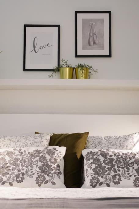 NEW! Mucha 3BDR Flat in HEART of the City Center