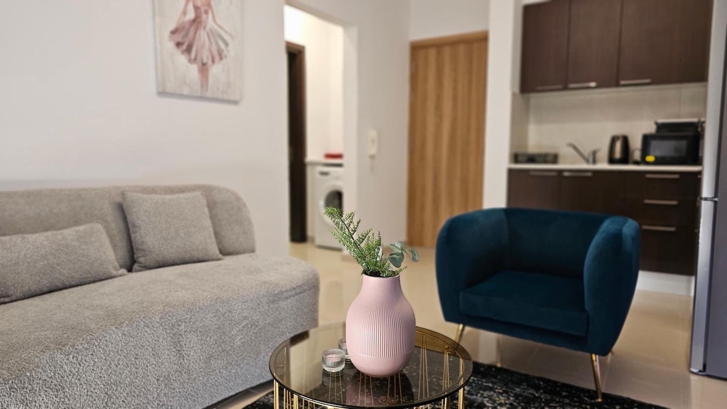 STAY Cosmo City Suites