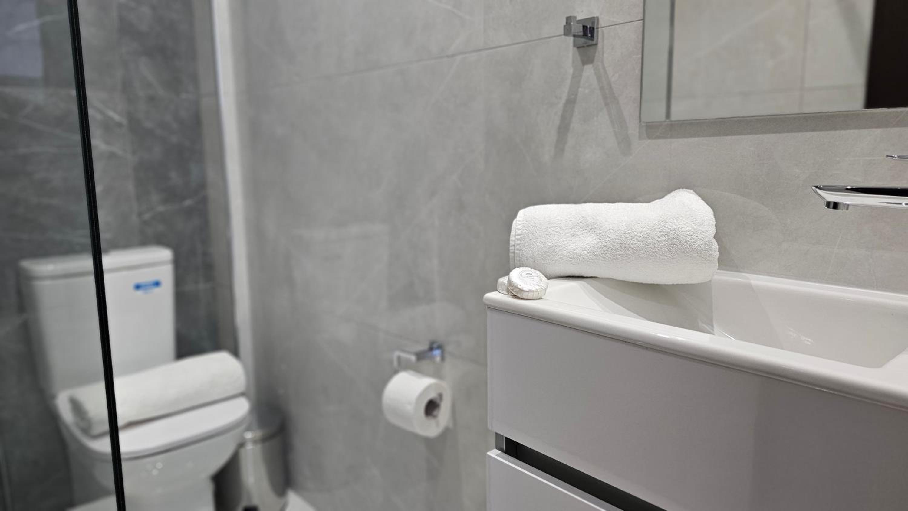 STAY Cosmo City Suites