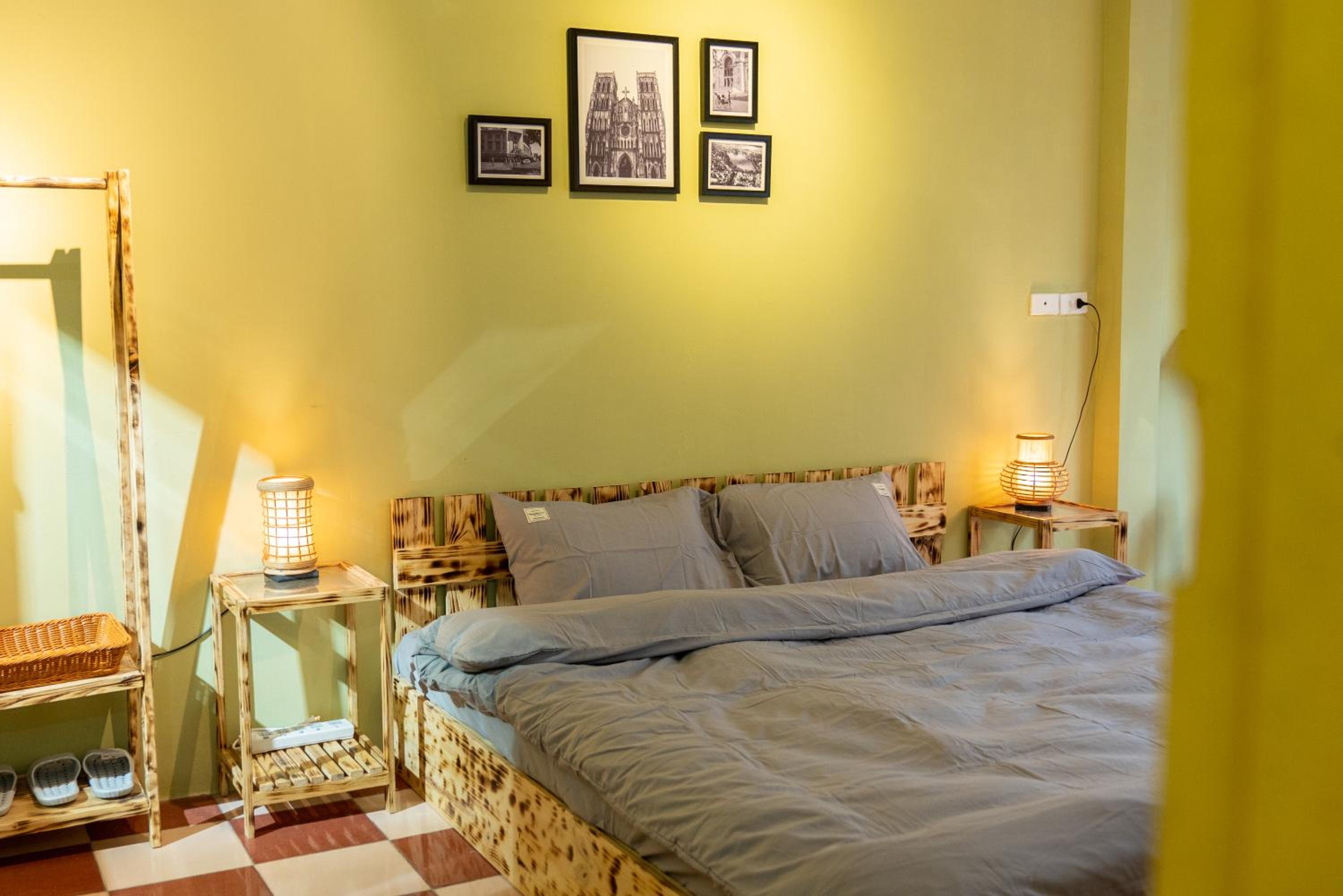 1- Homestay Hanoi- Cozy - Street view - Perfect Location