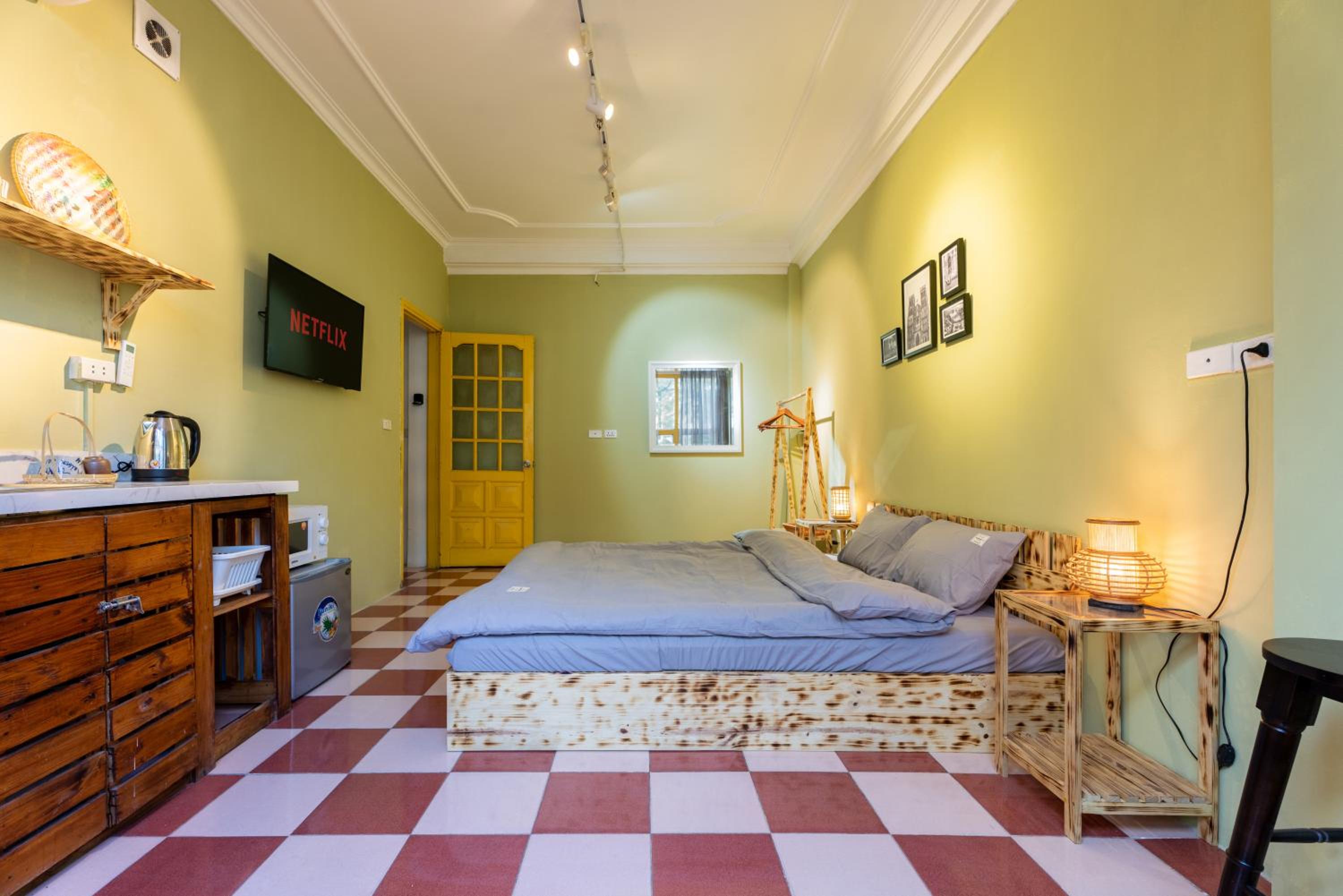 1- Homestay Hanoi- Cozy - Street view - Perfect Location