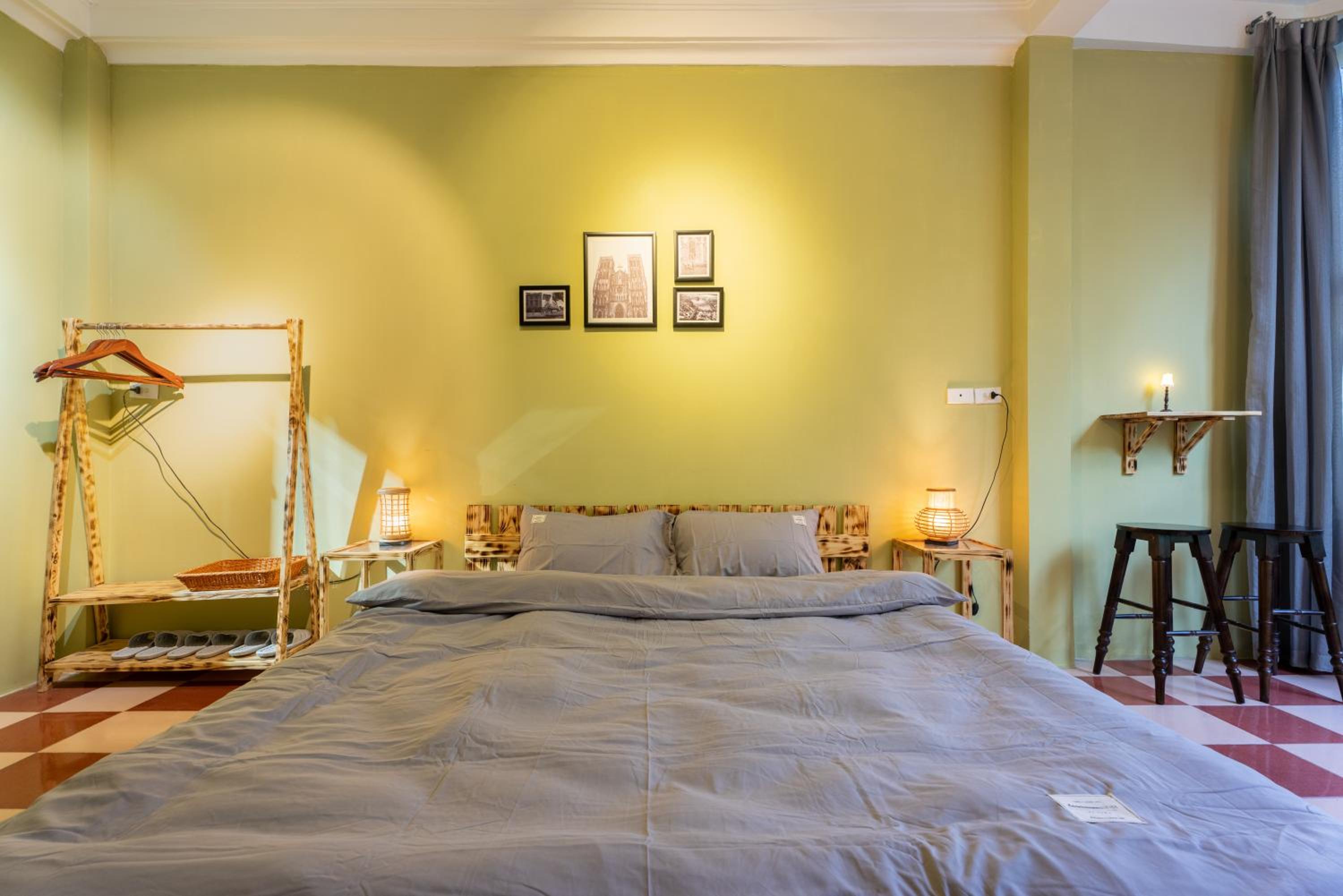 1- Homestay Hanoi- Cozy - Street view - Perfect Location