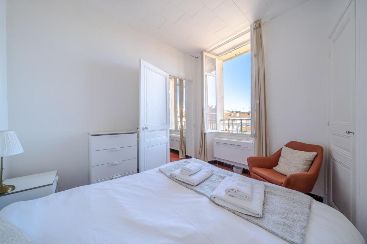 Cannes Center top floor ideal for Congres and Holidays LIVE IN FORVILLE photo 4