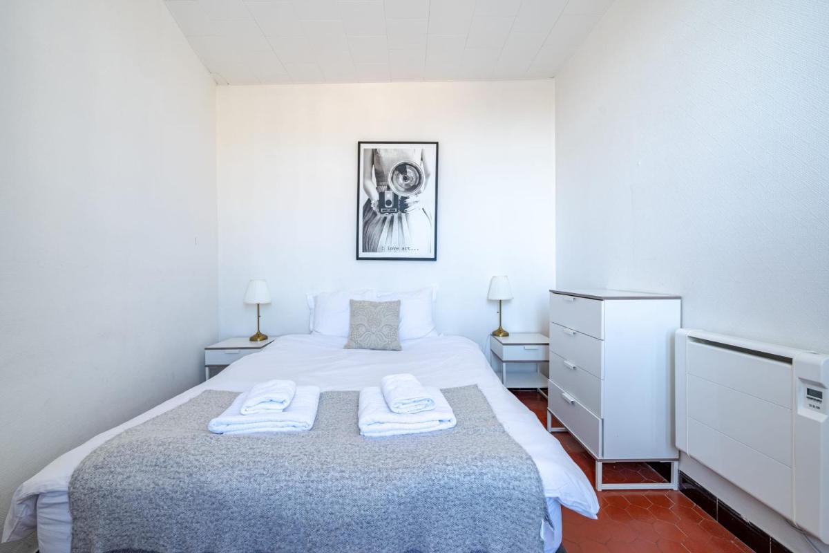 Cannes Center top floor ideal for Congres and Holidays LIVE IN FORVILLE photo 3