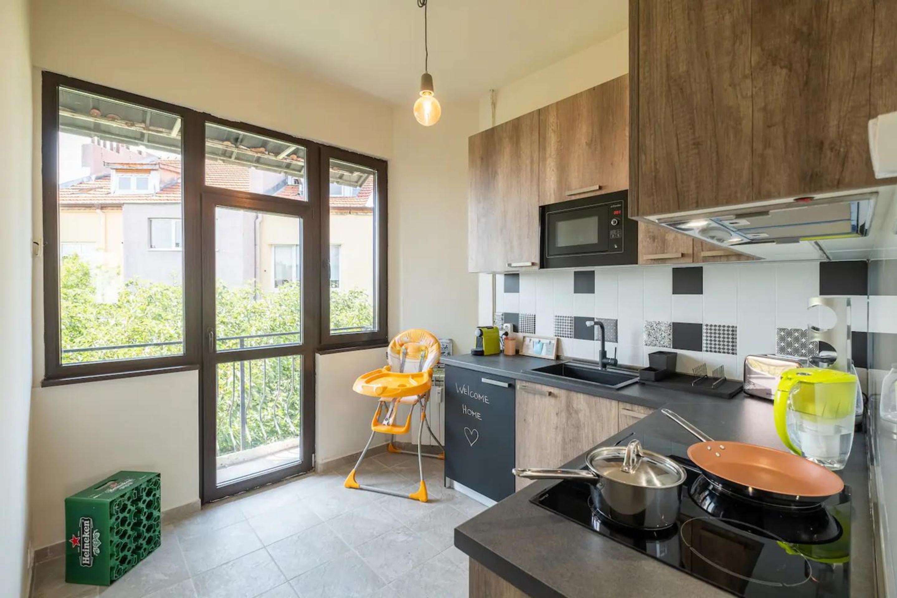 Orange friendly apartment near Vitosha blvd