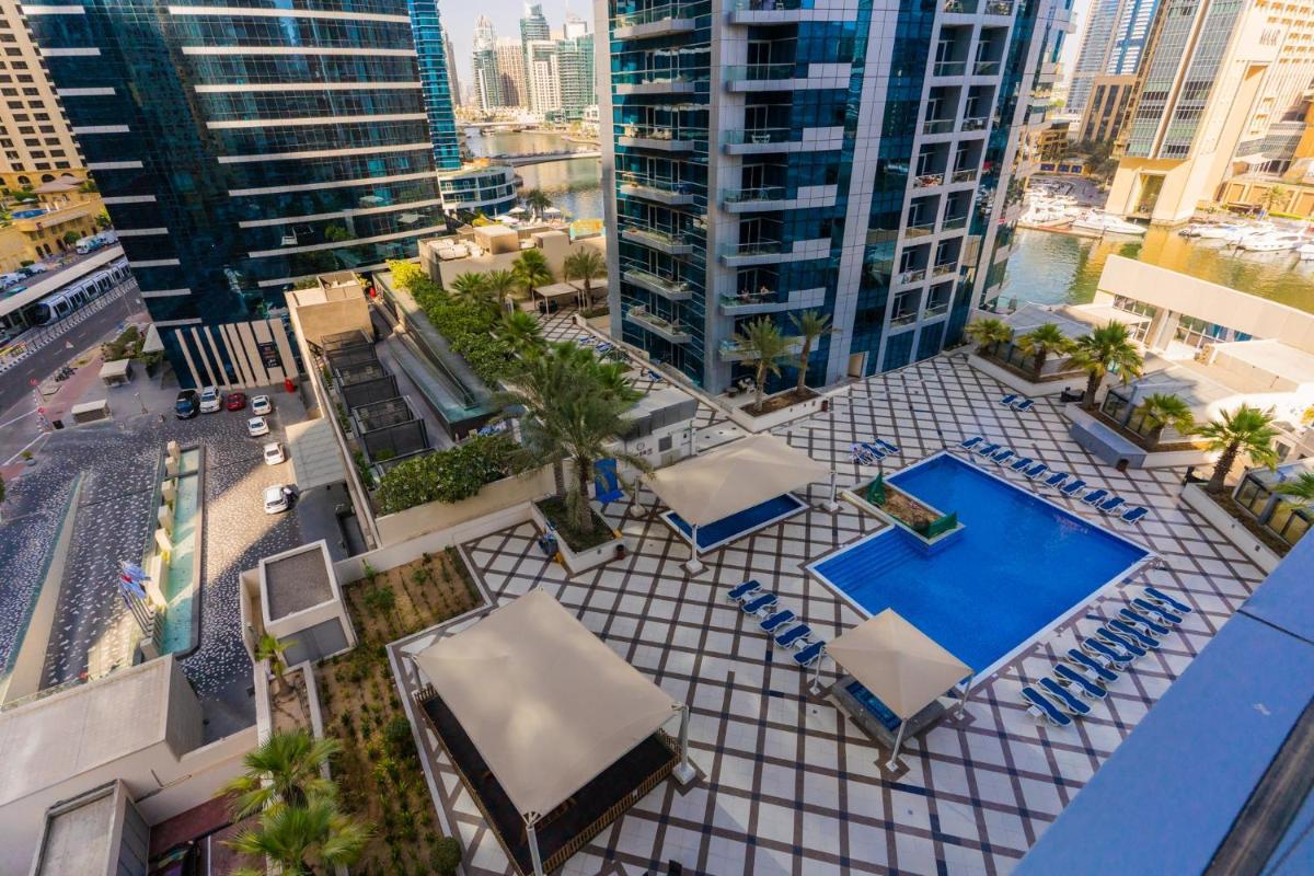LUXFolio Retreats - Fantastic Location - Marina