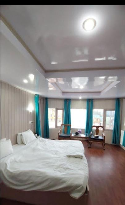 Photo 13