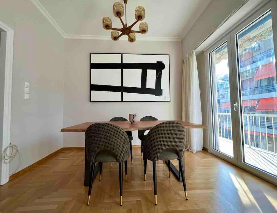 Spacious 2BDs Apt With Acropolis View In Center