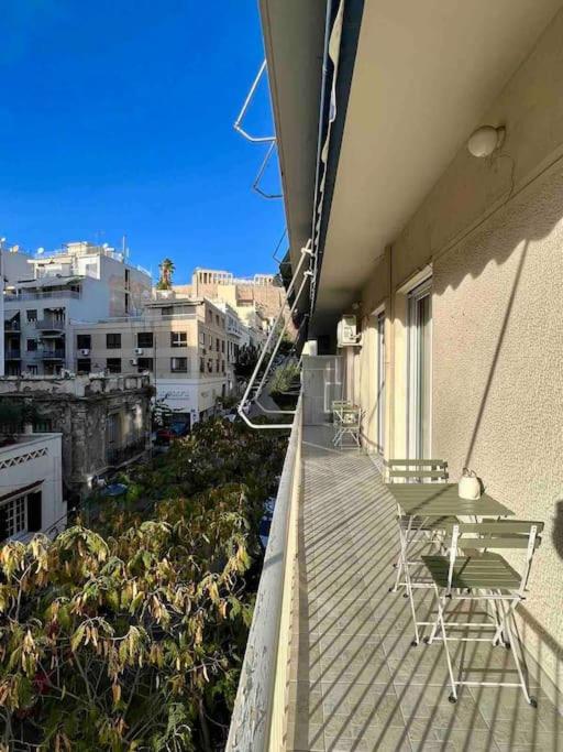 Spacious 2BDs Apt With Acropolis View In Center