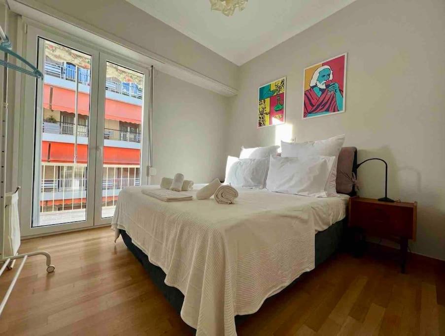Spacious 2BDs Apt With Acropolis View In Center