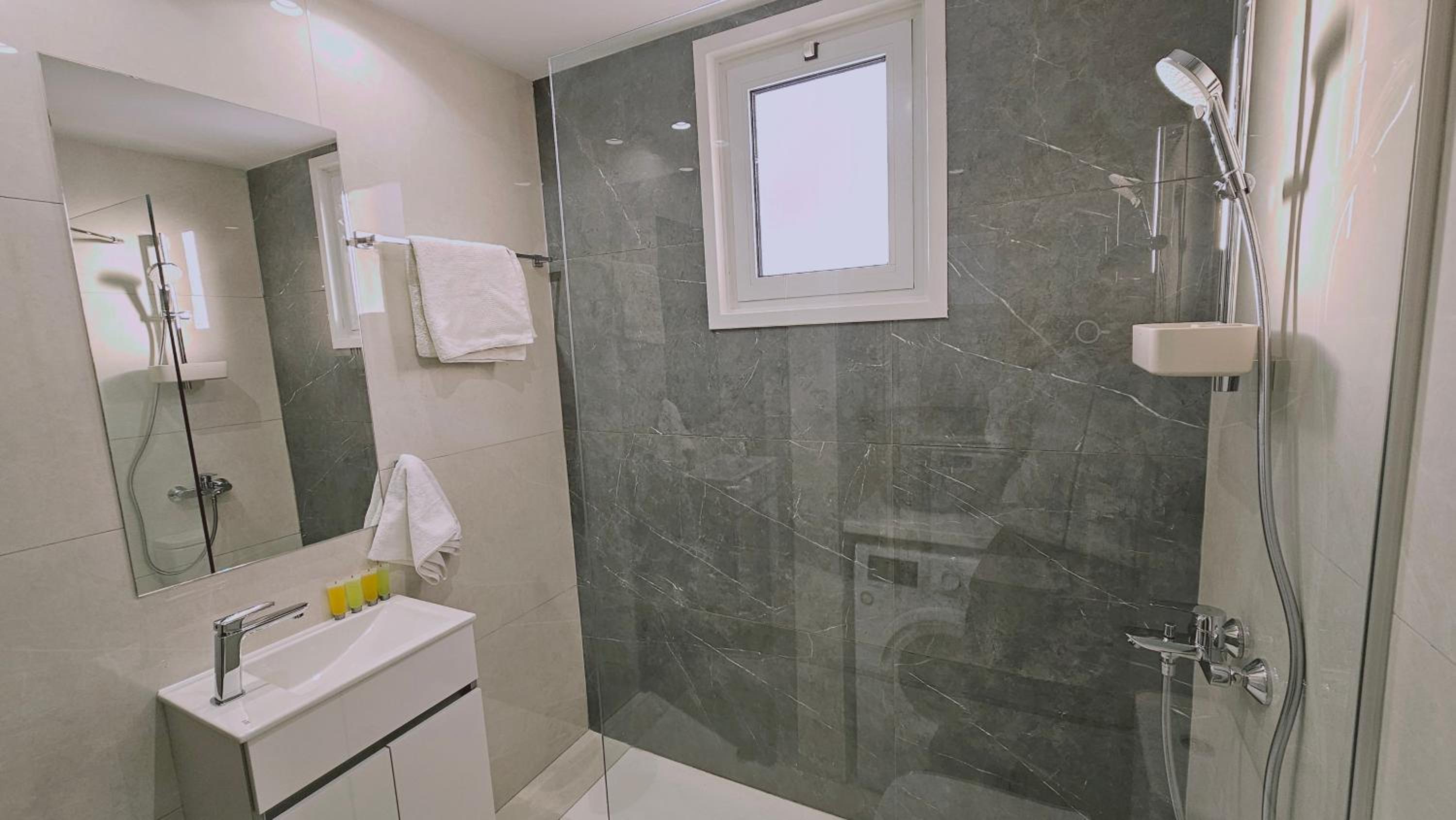 STAY Cosmo City Suites