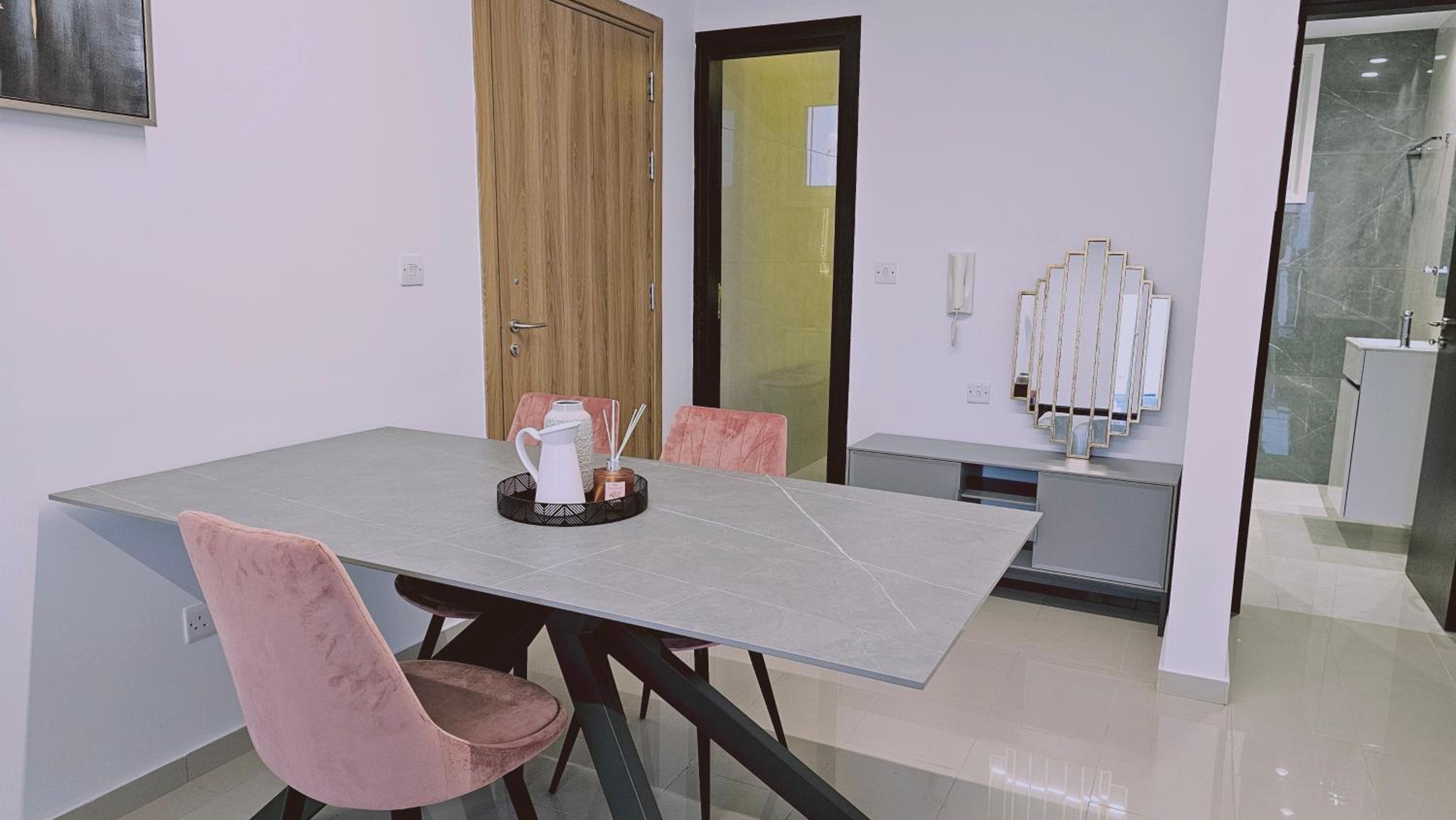 STAY Cosmo City Suites