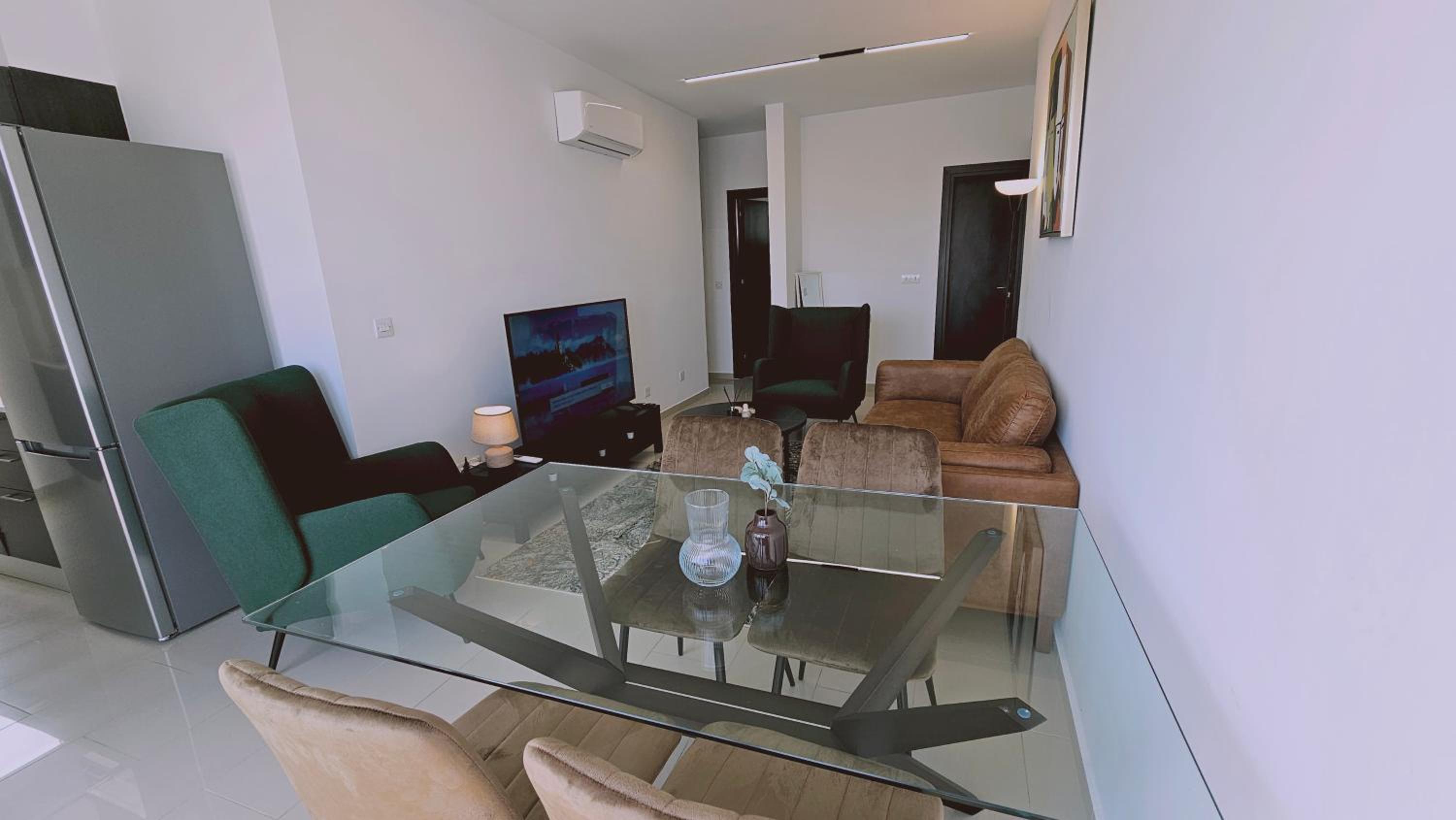 STAY Cosmo City Suites