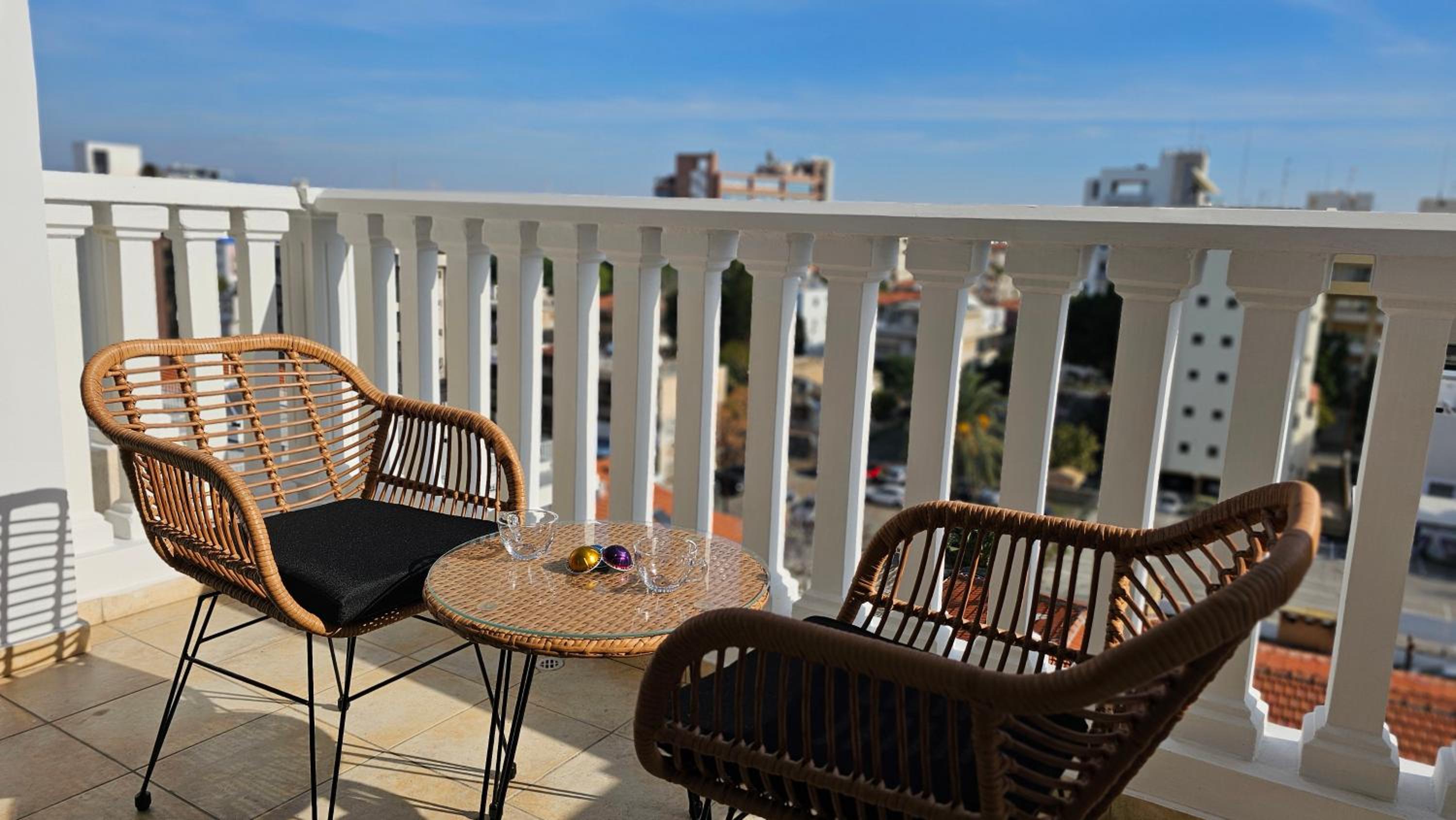 STAY Cosmo City Suites