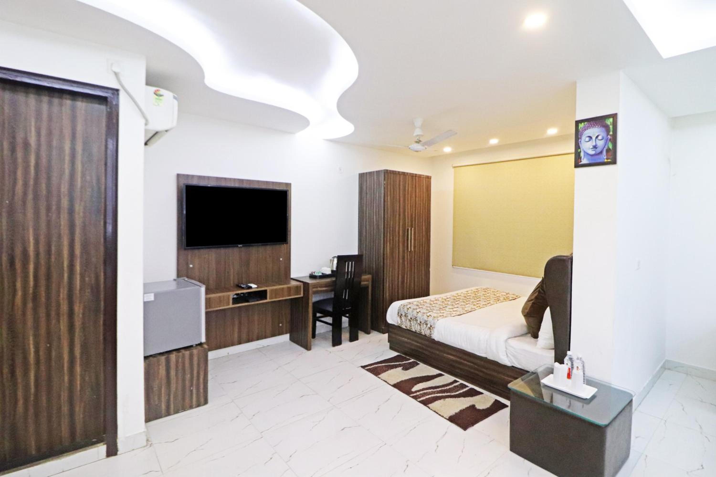 Hotel Mayda Prime Near Delhi Airport