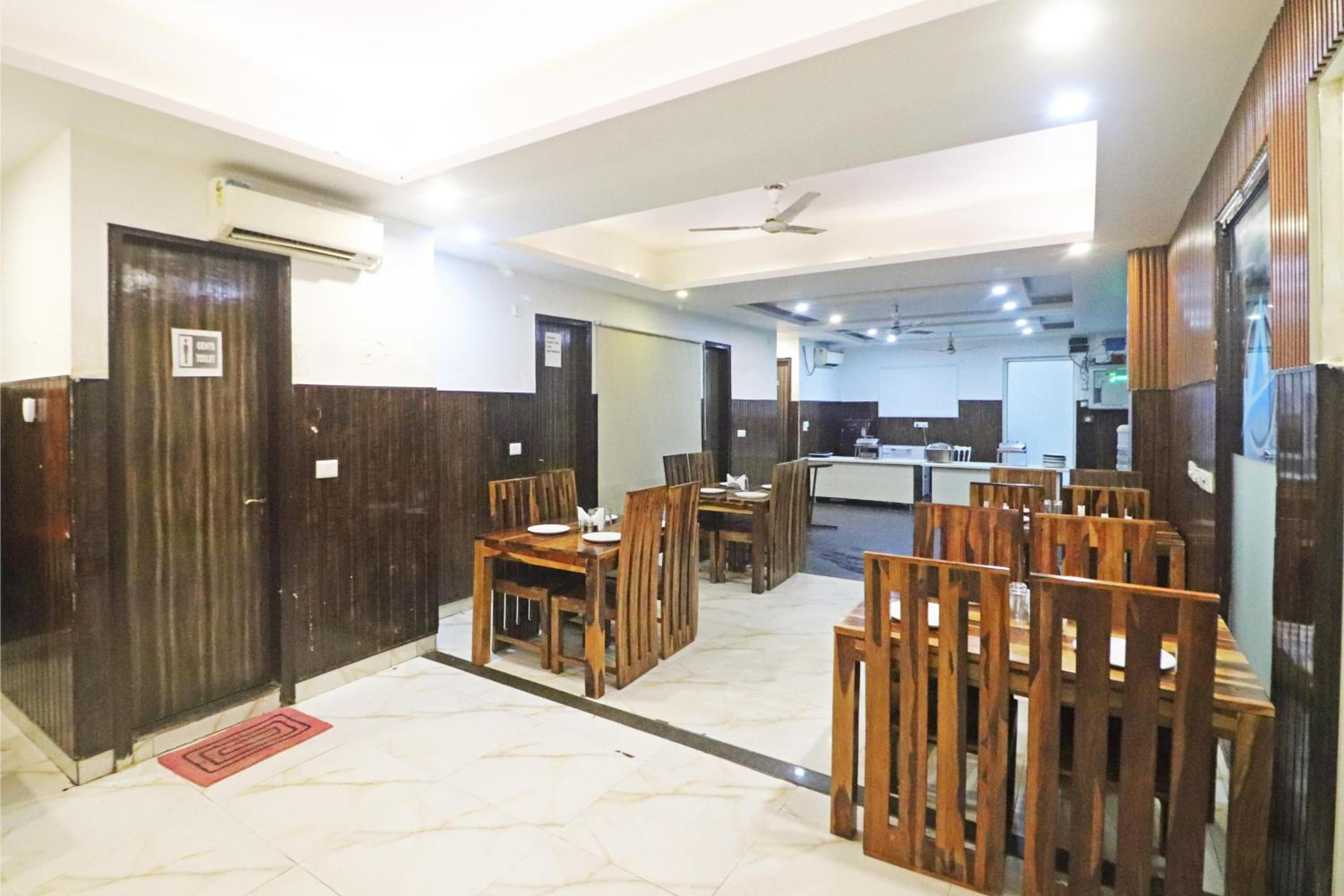 Hotel Mayda Prime Near Delhi Airport