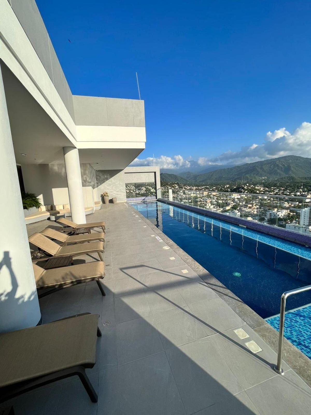 Aparta estudio exclusivo con vista al mar