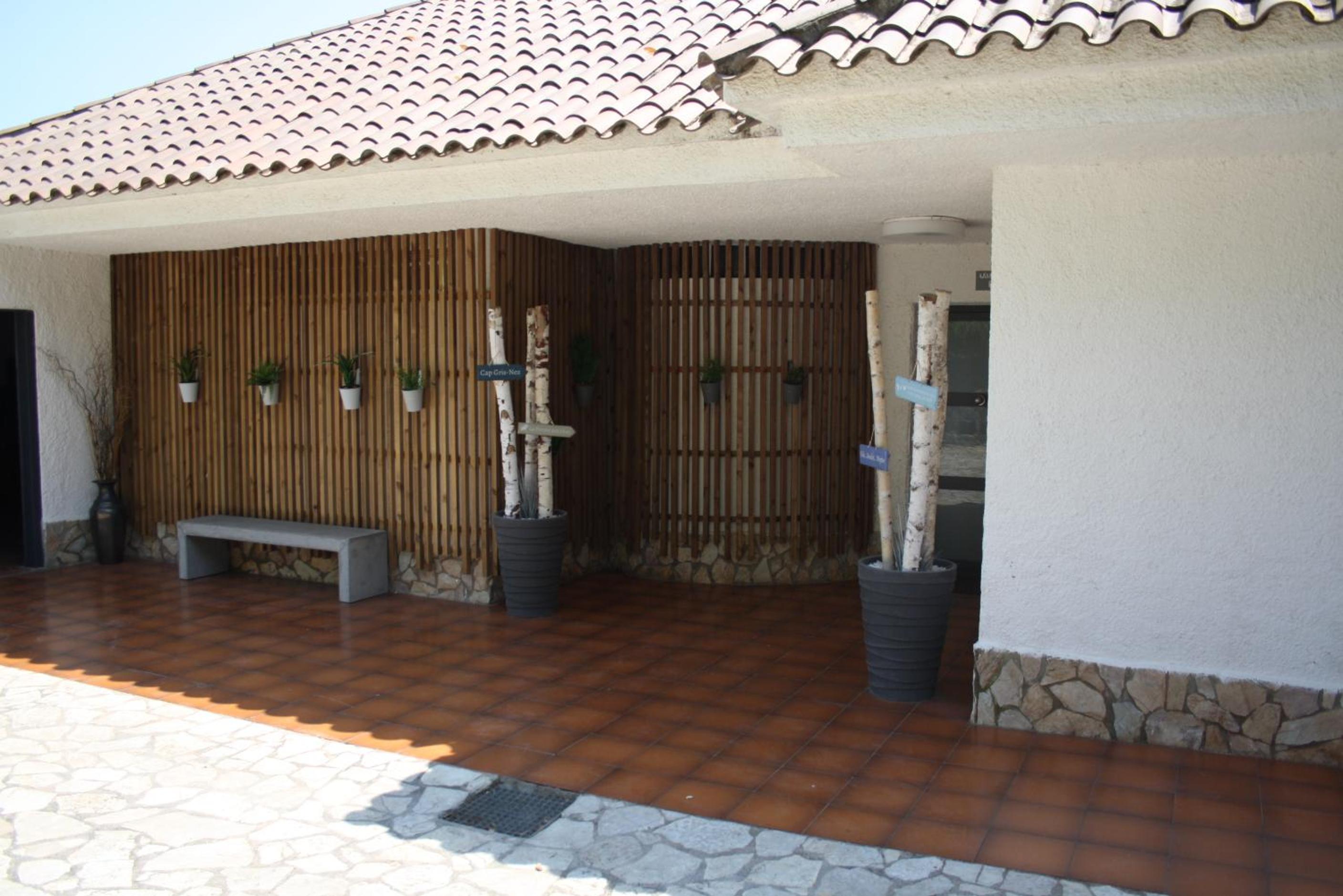 Villa Rosa by Alventholidays
