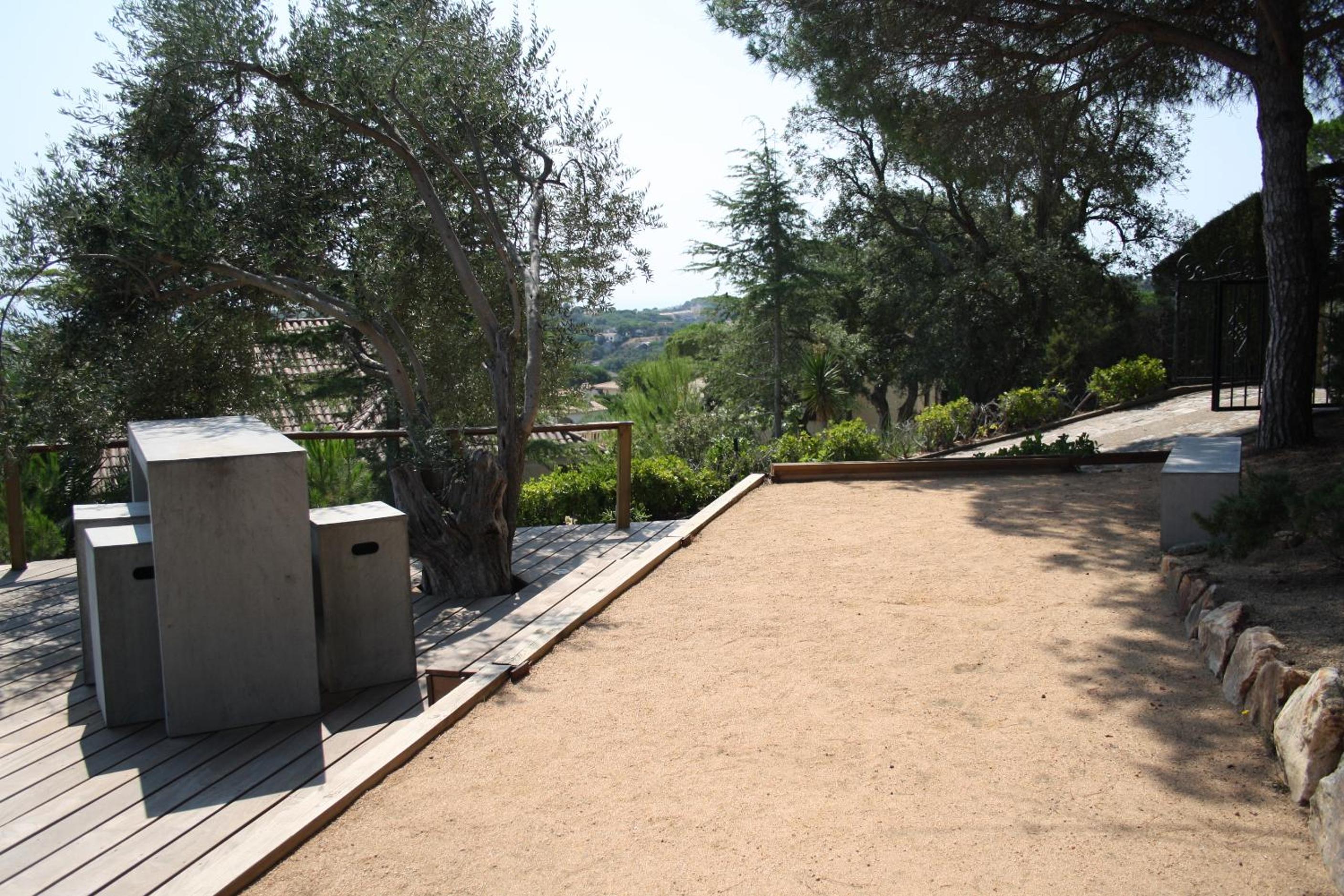 Villa Rosa by Alventholidays