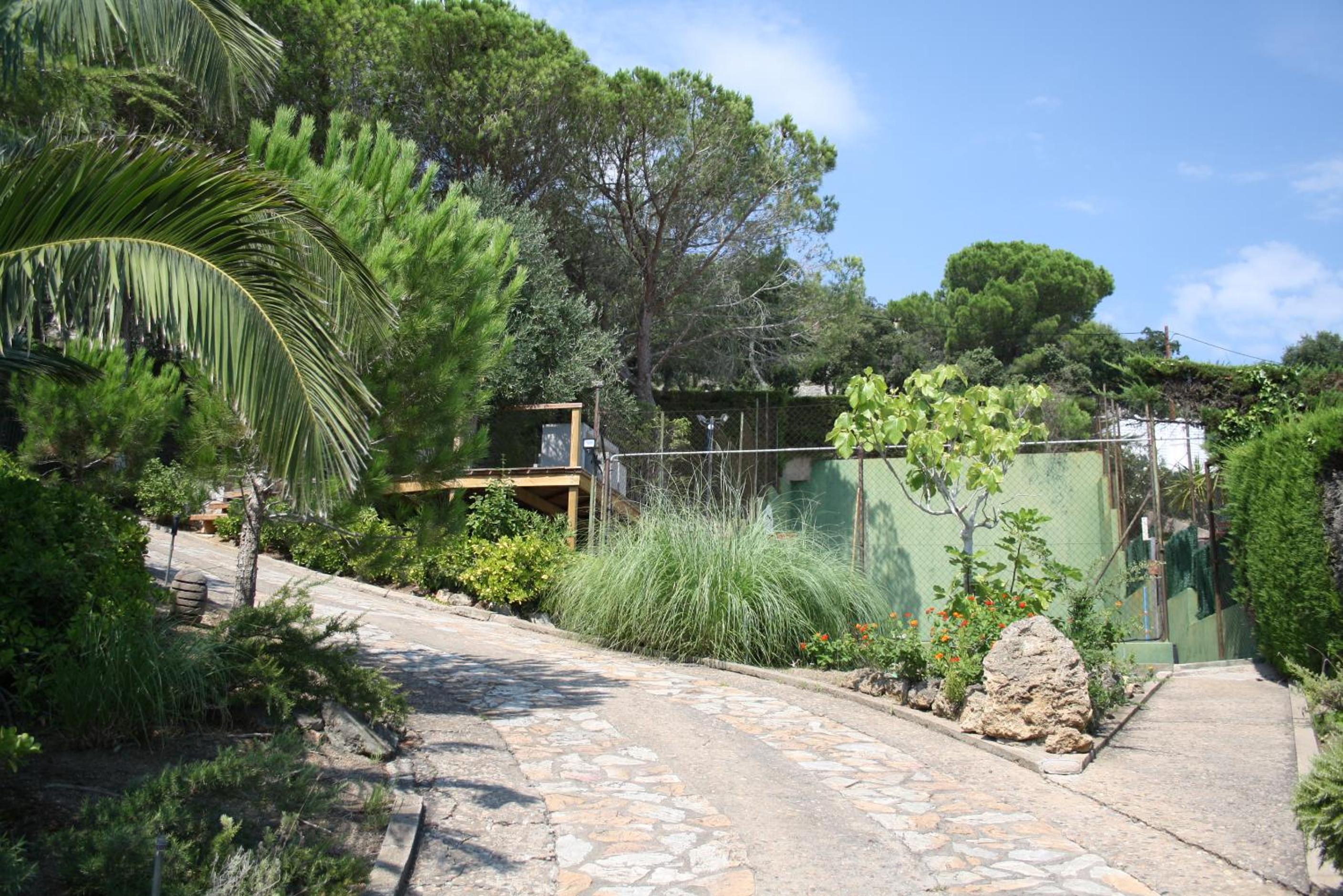 Villa Rosa by Alventholidays