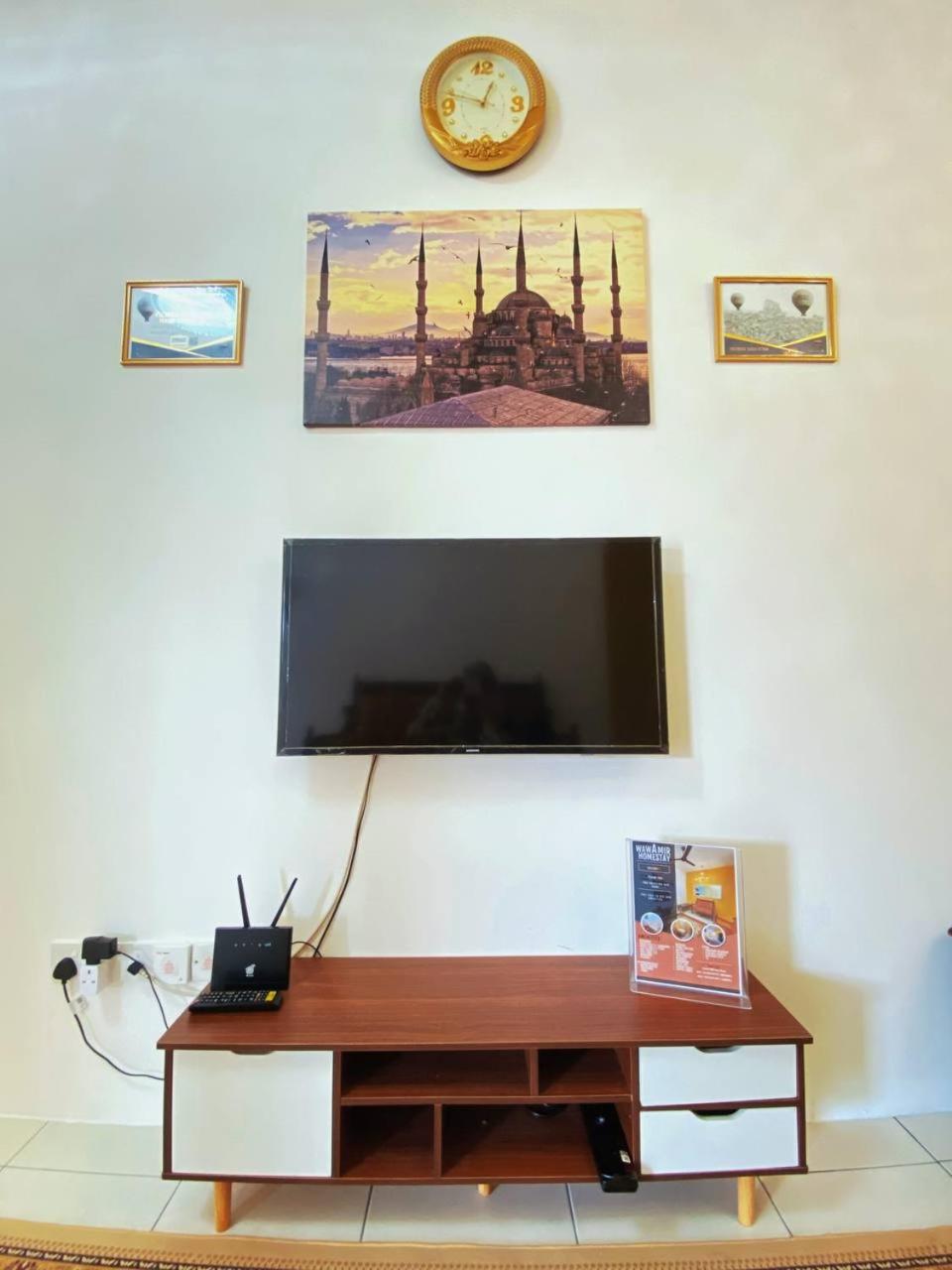 WawAmir Homestay @ Seri Iskandar photo 3