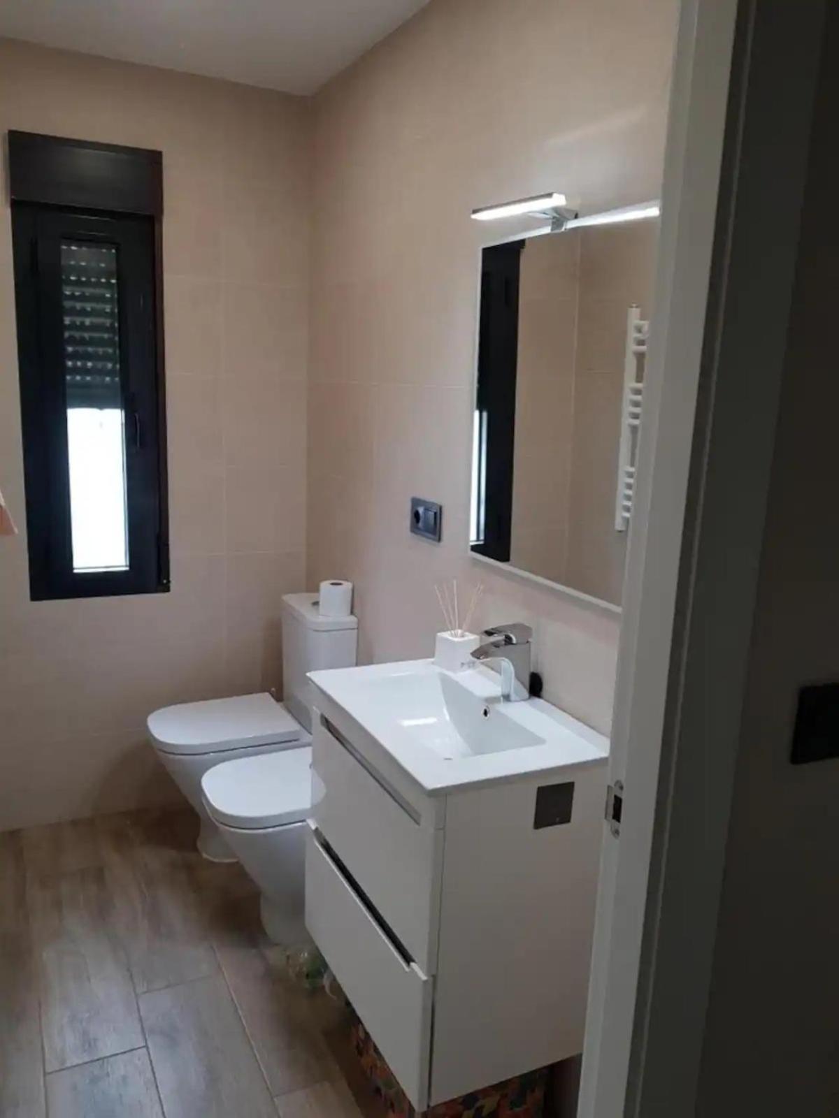 Chalet independiente en zona residencial rural con piscina privada