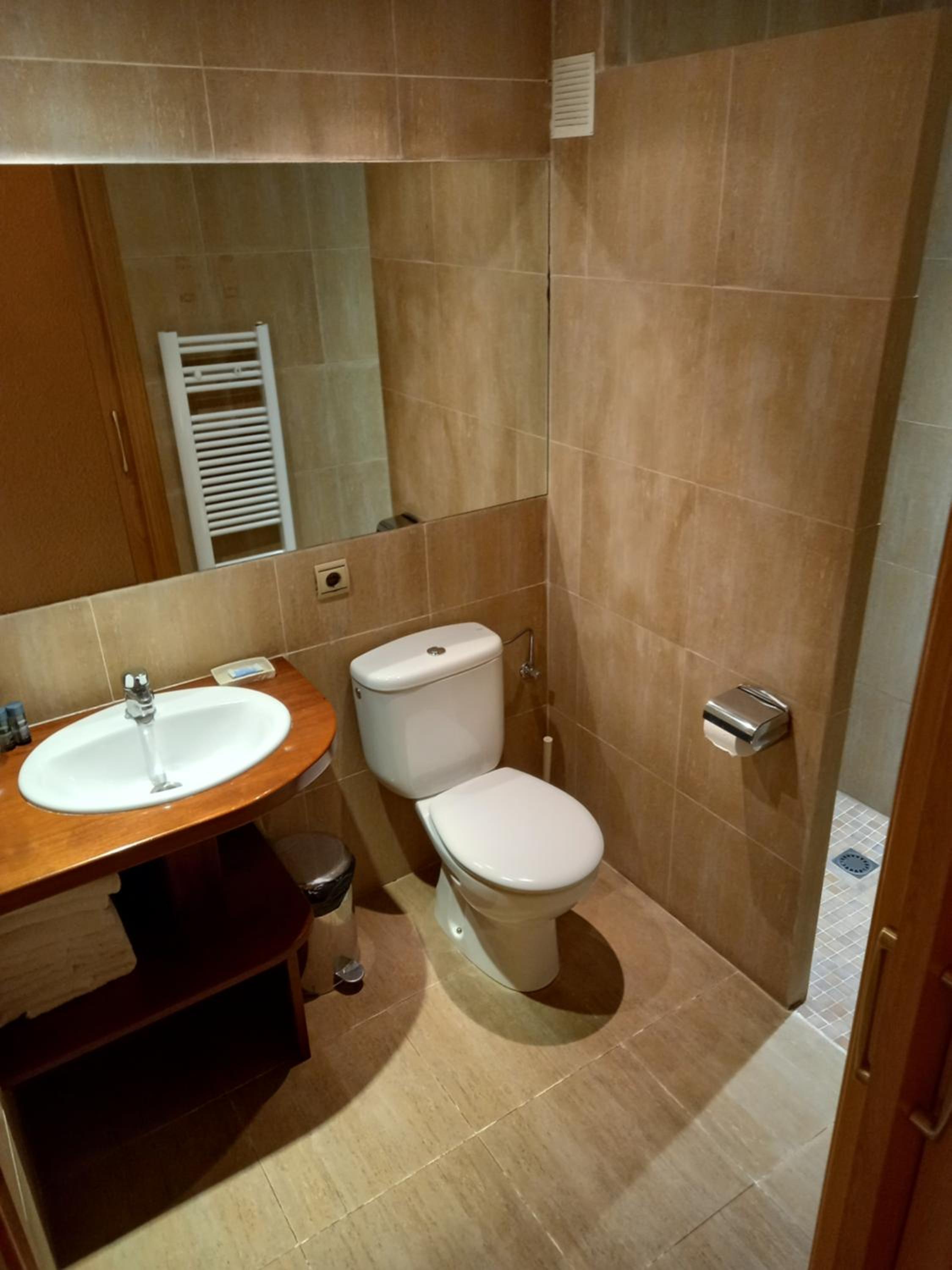 Hostal Cabrerès view 3