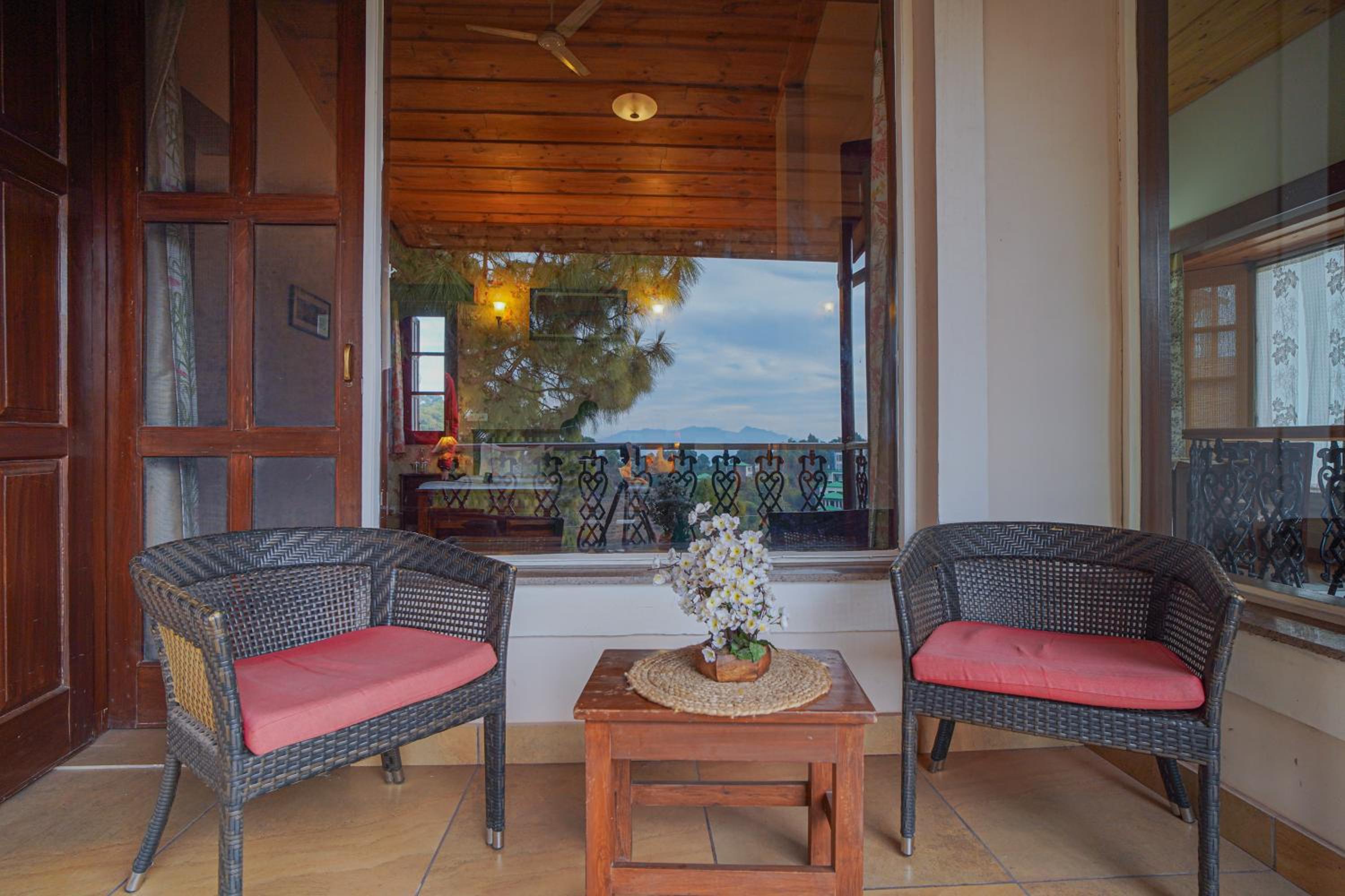 SaffronStays The Perch Enamour