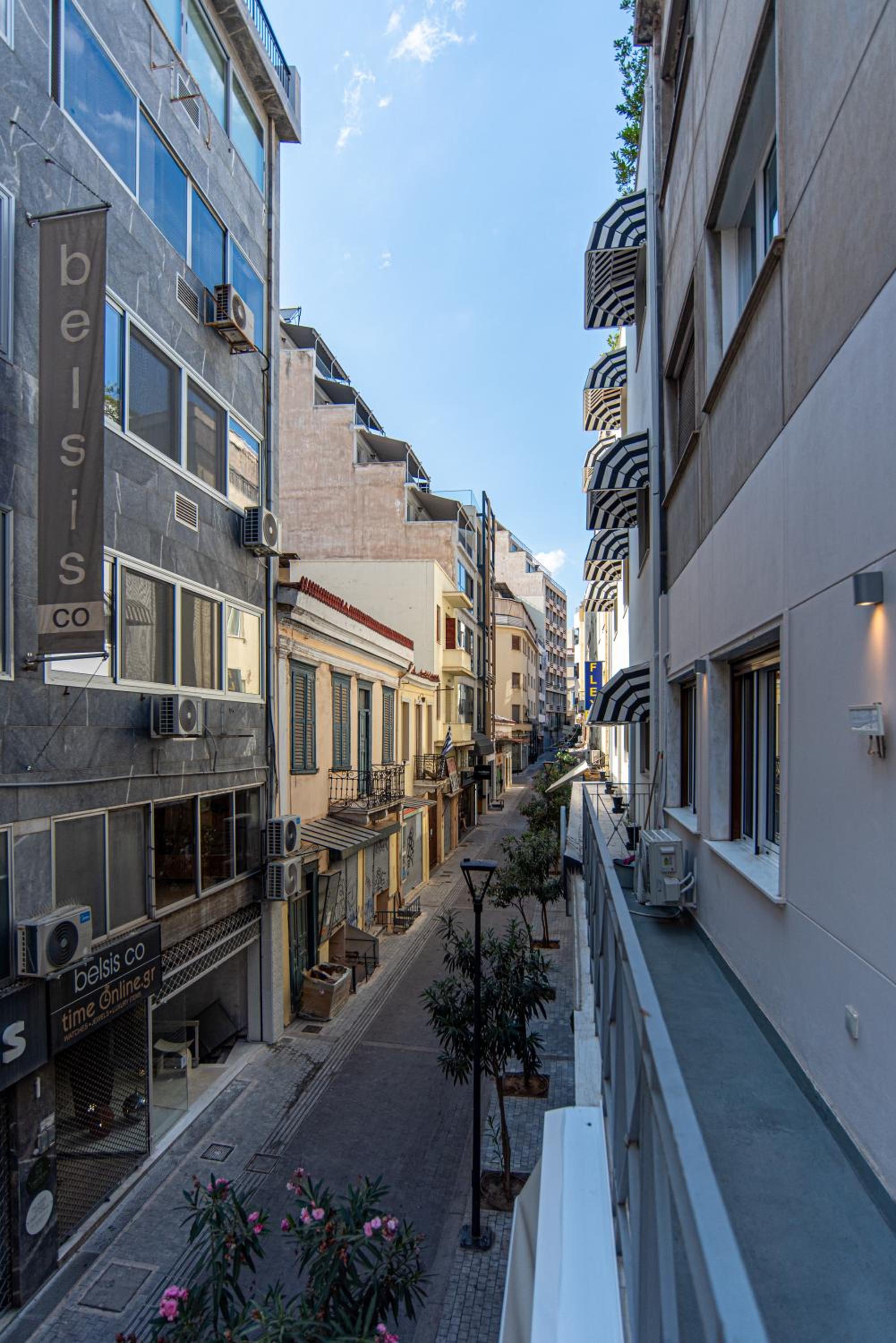 Central Calm Apartment