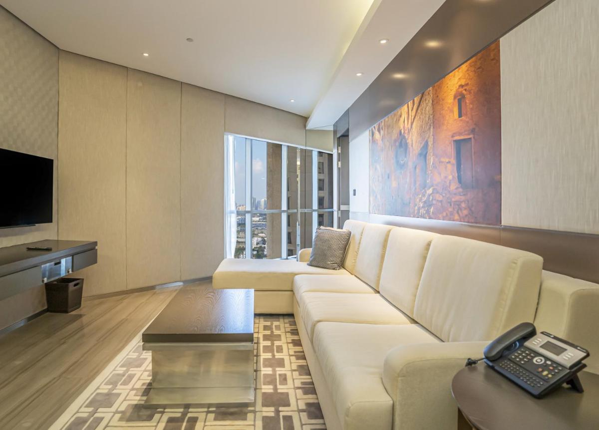 HomesGetaway-Creek Heights Residences Lovely 1BR