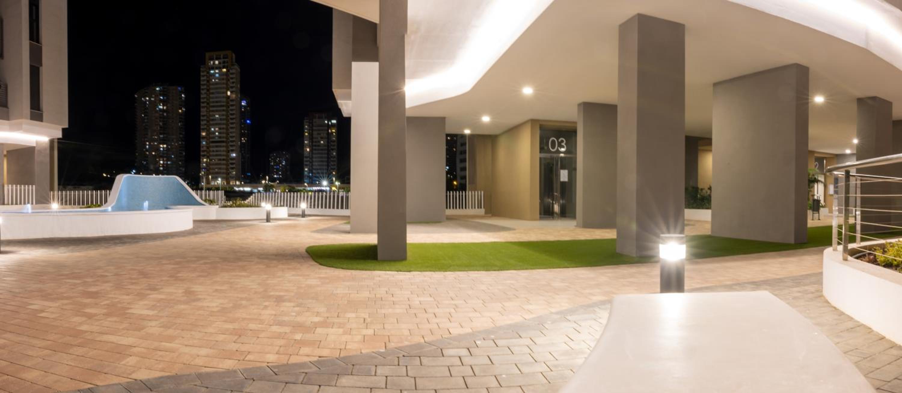 SUNSET CLIFFS VIP APARTMENT