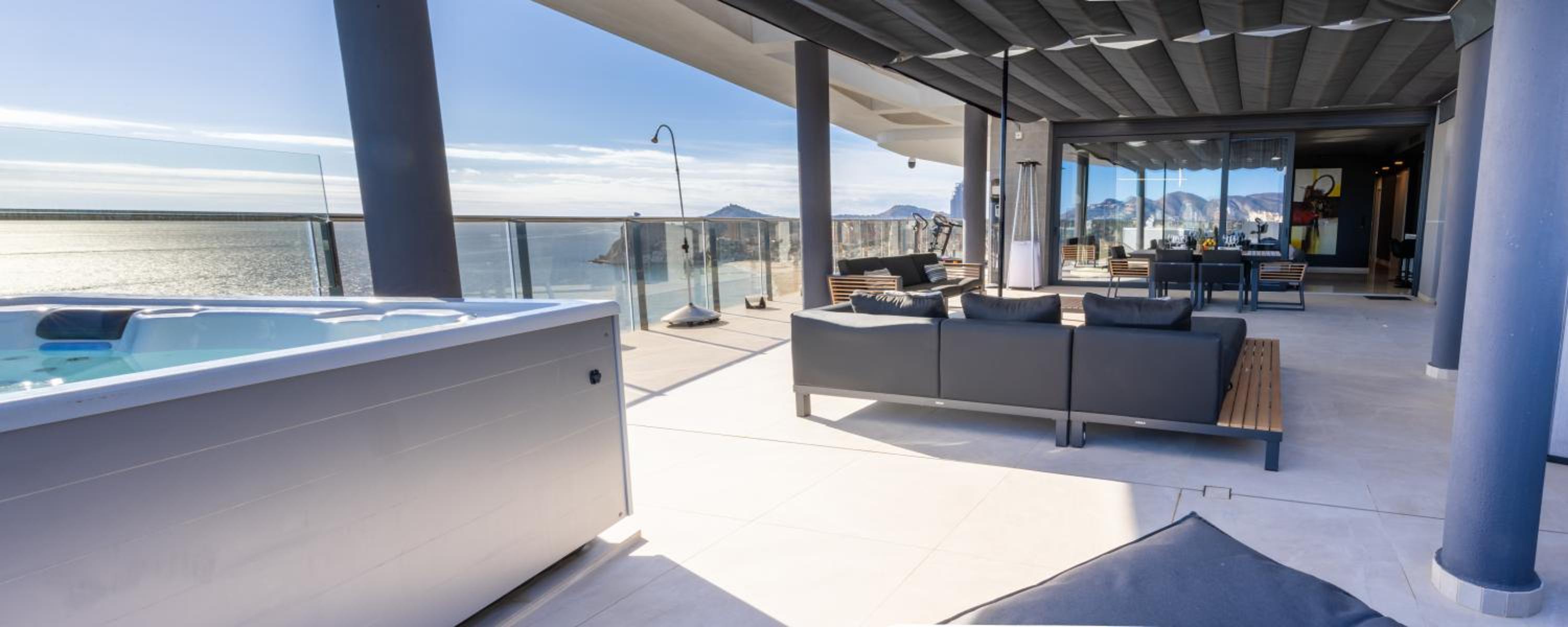SUNSET CLIFFS VIP APARTMENT
