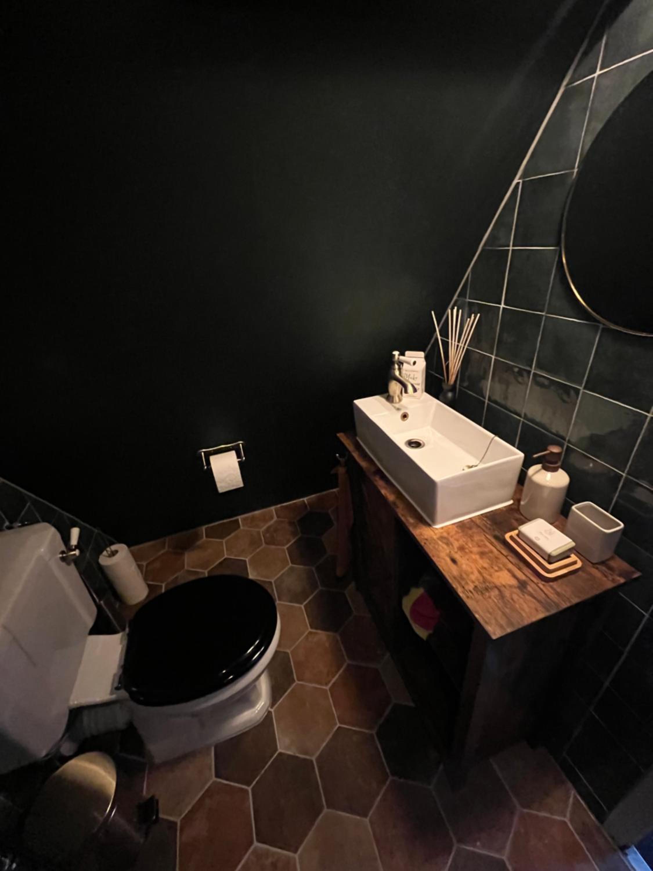 Attic Monkeys Lodge