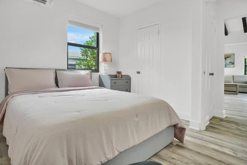 Miami Home 3 Bed 2 Bath Near Beach