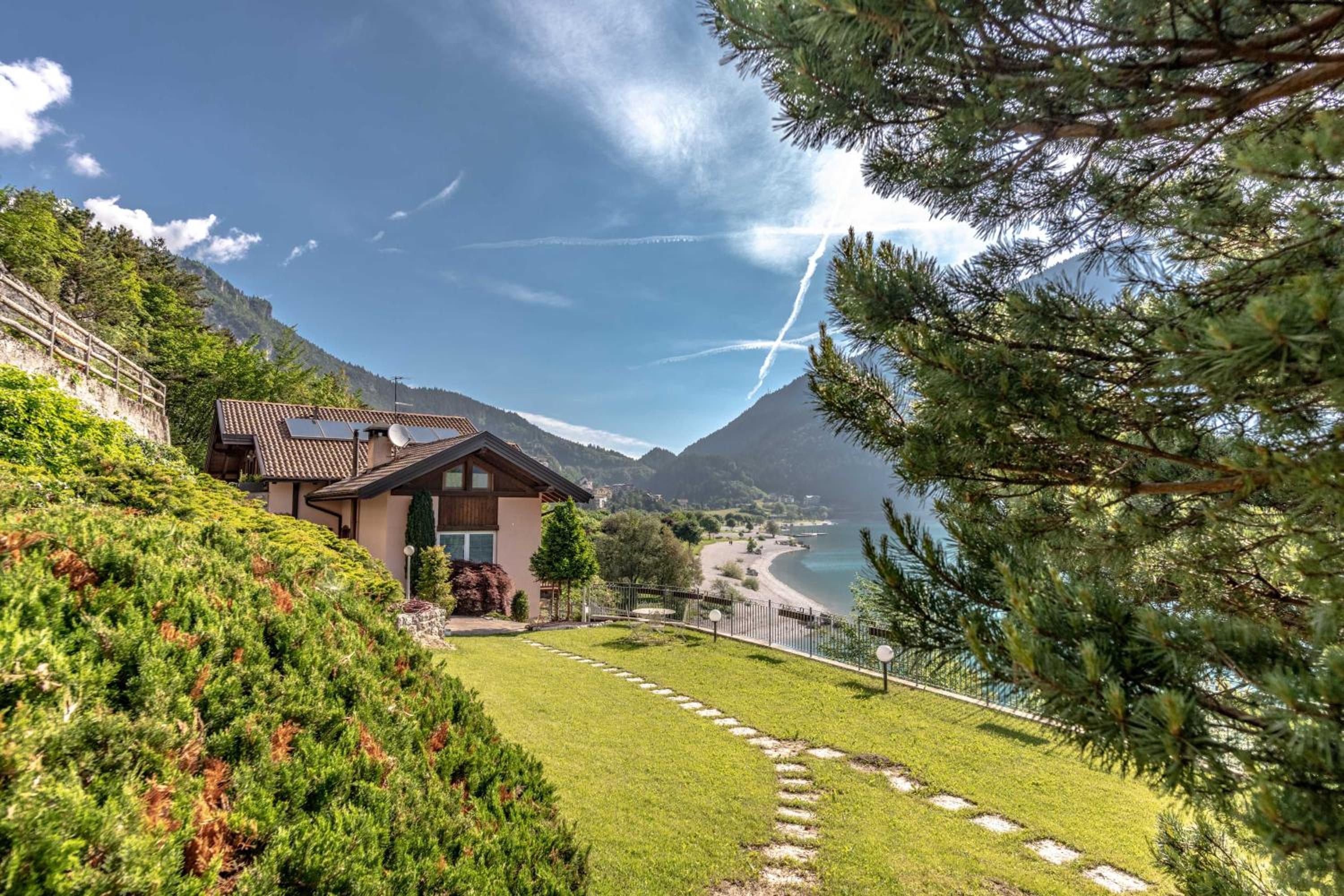 Lo scrigno del lago Molveno Trento view 4