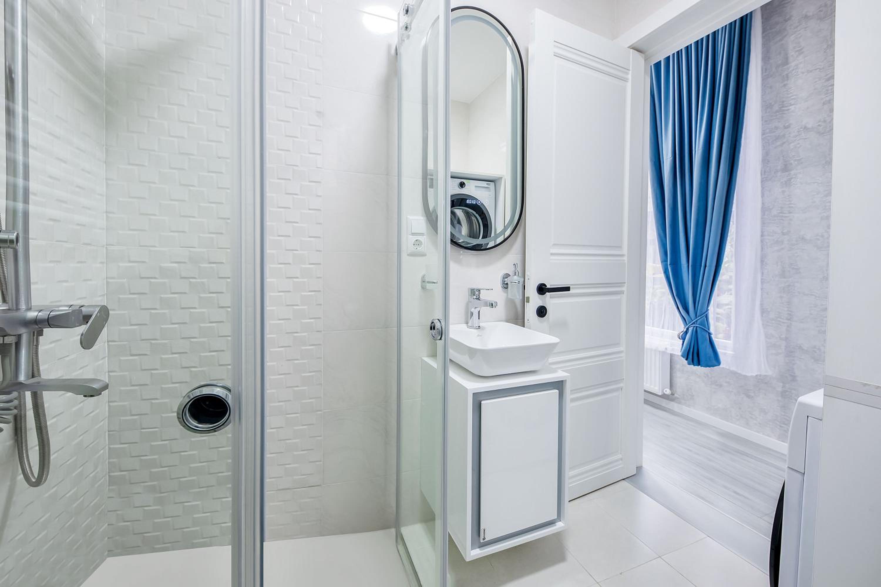 HB apartments Aghmashenebeli III view 5