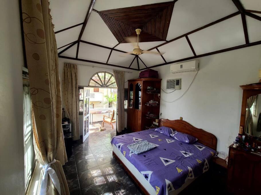 Sarojeni Apartments and Rooms