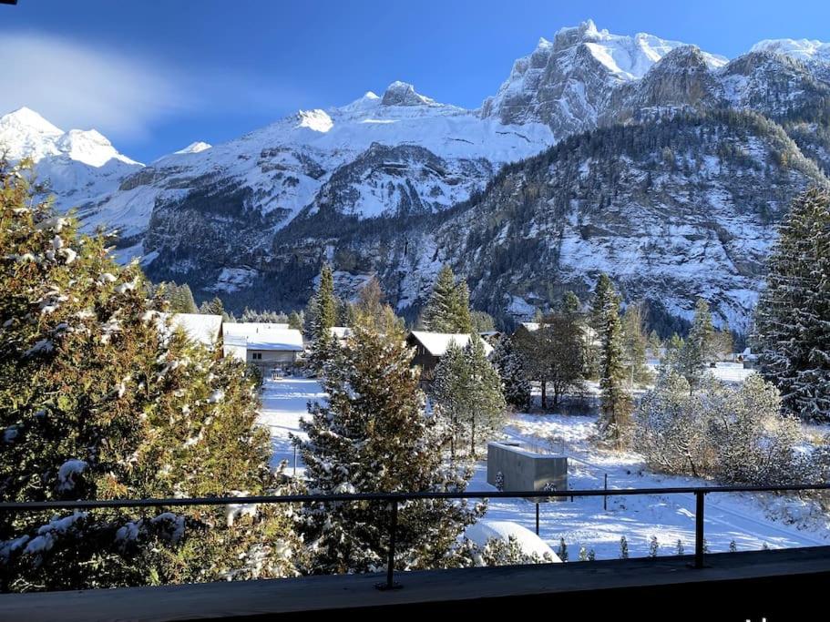 Modern designed, luxury mountain view Apartment