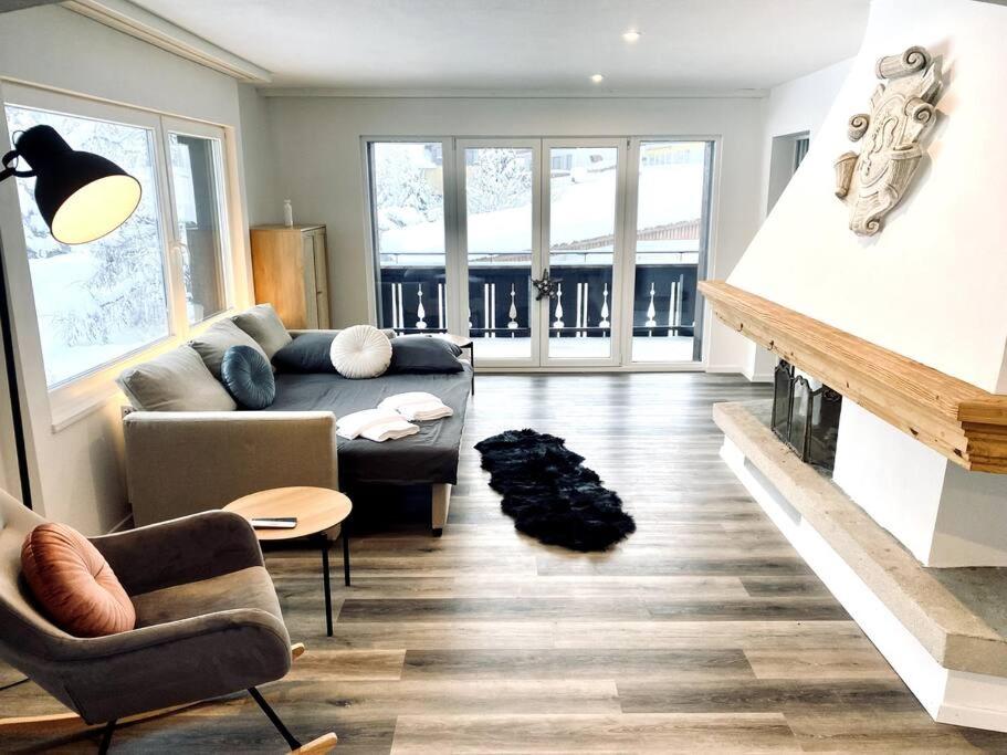 Modern designed, luxury mountain view Apartment