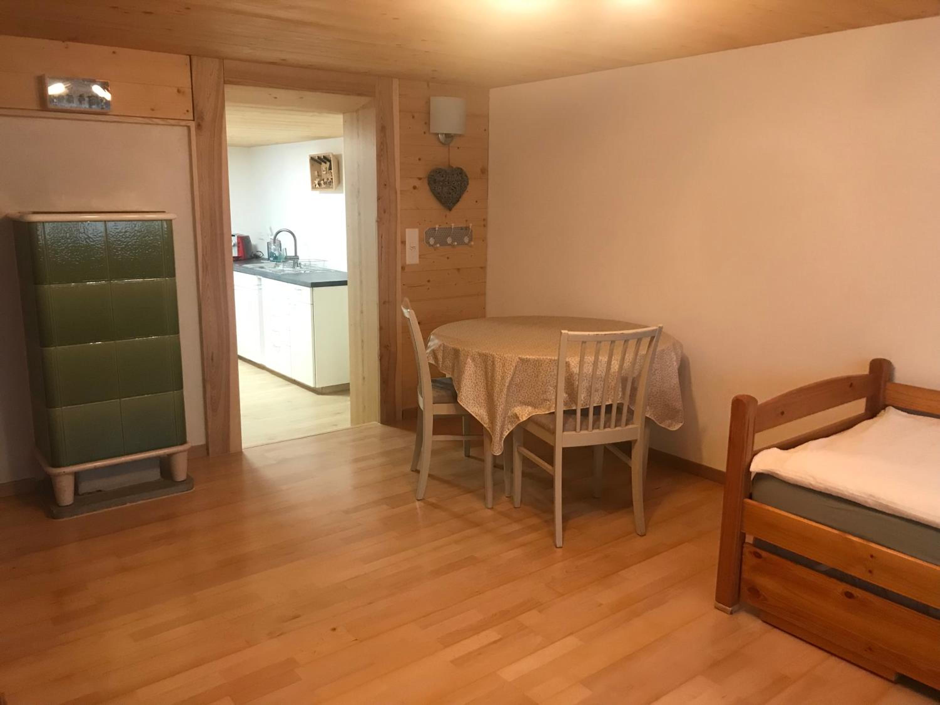 Bijou 2 hübsche 1 Zimmer Wohnung