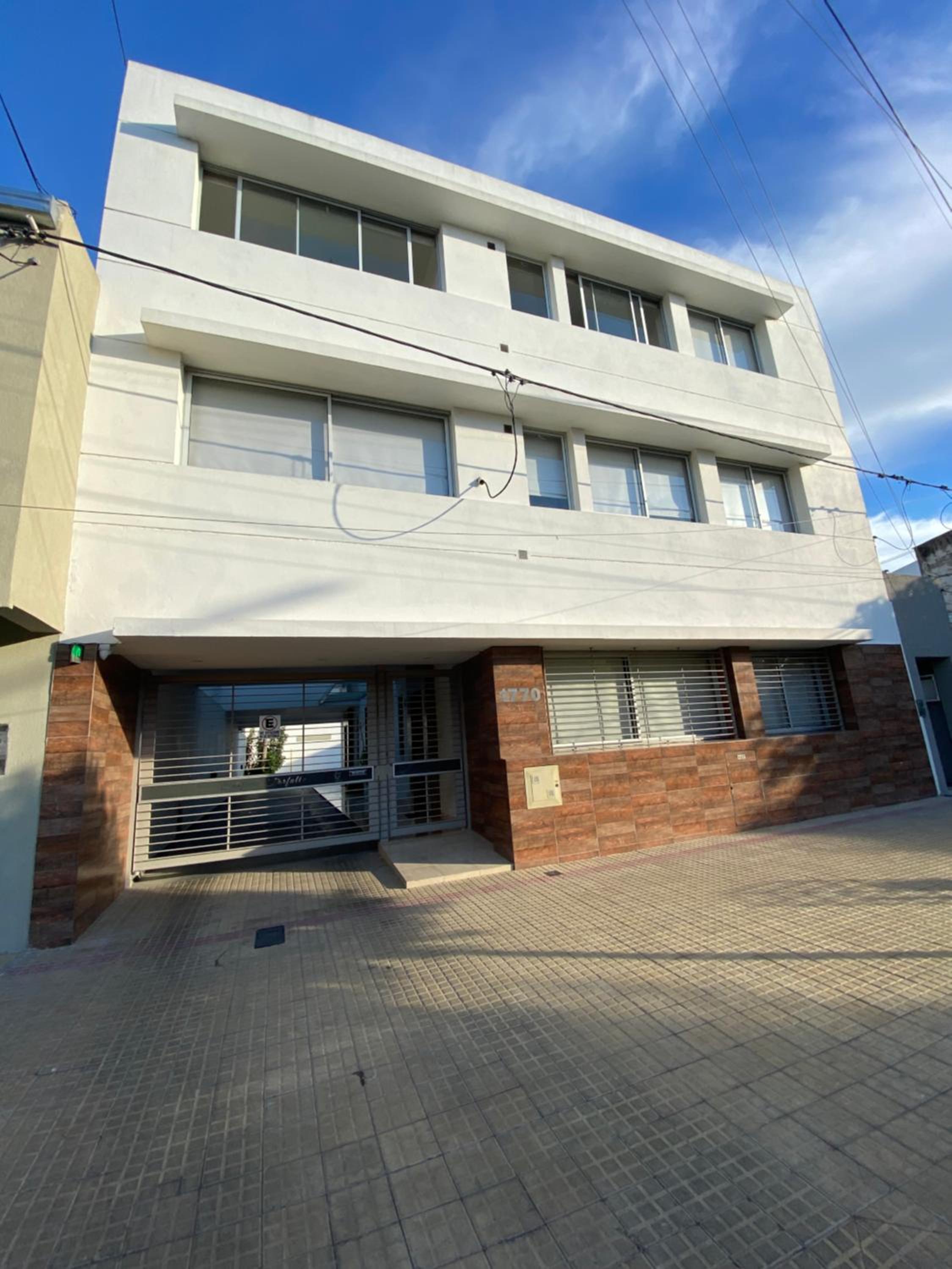 Edificio Farfalle -Cochera incuida